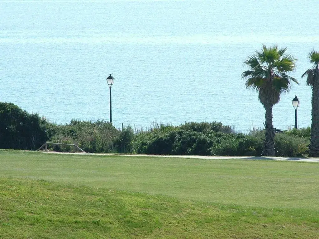 Golfcourse in Golf & Beach Vista Real