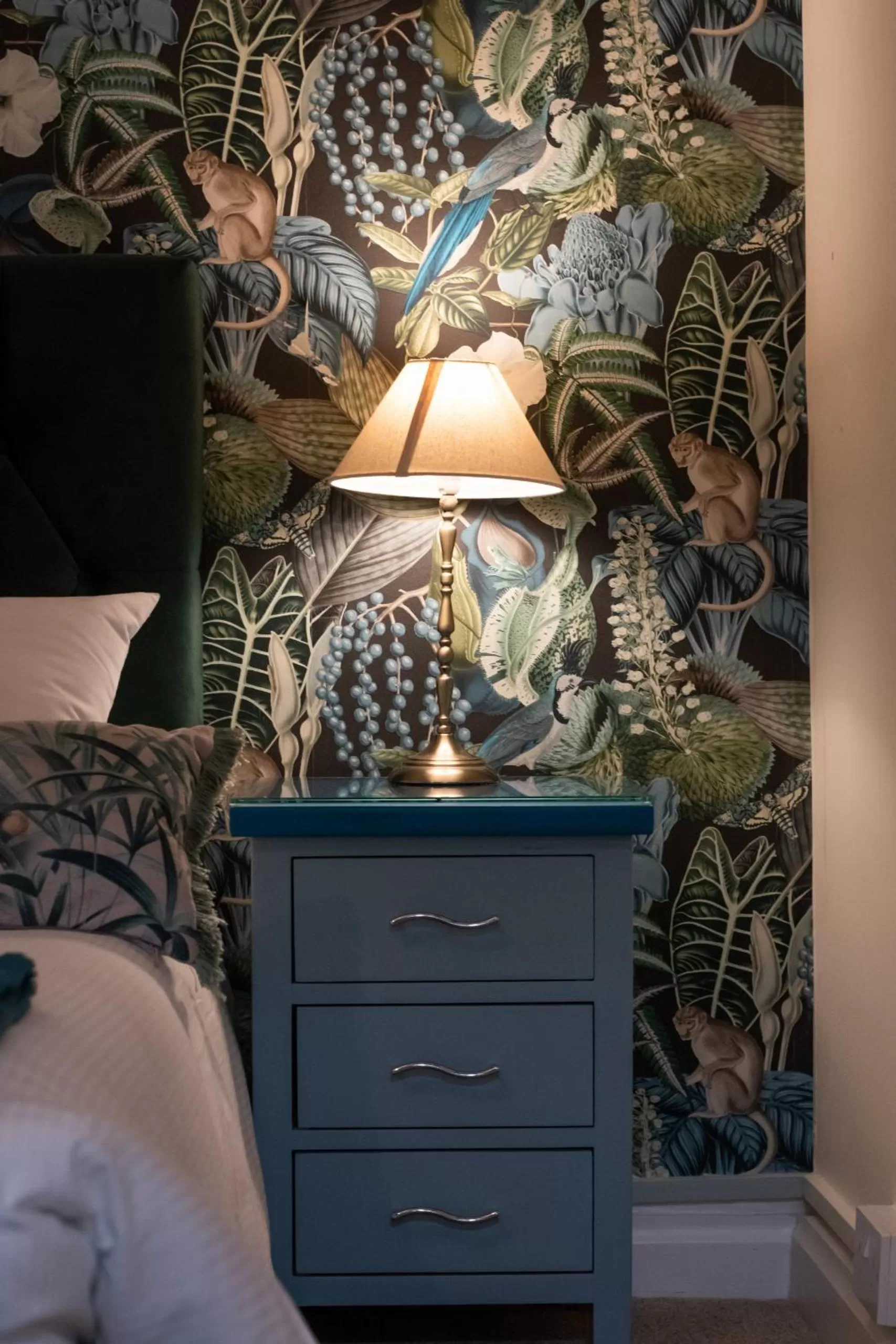 Bedroom, Bed in Royal George