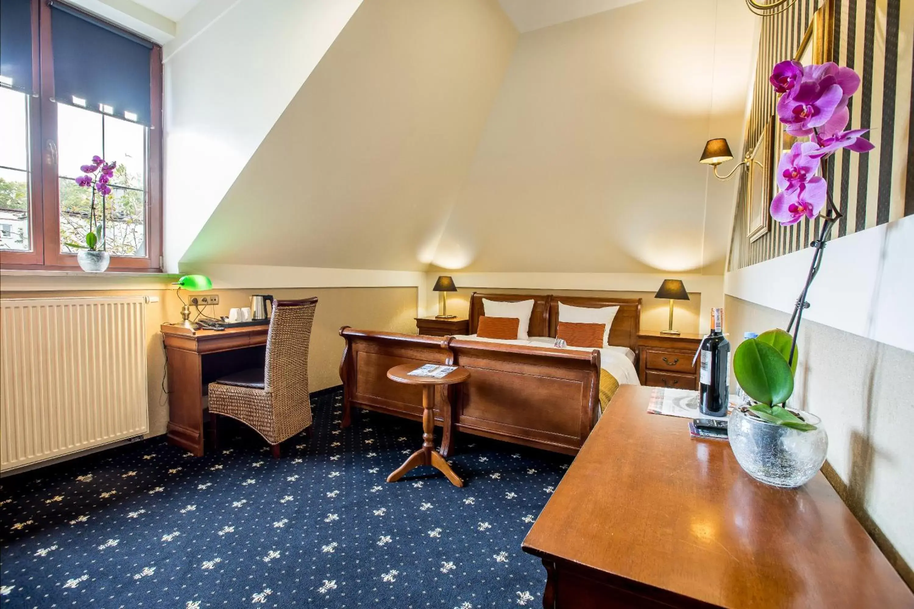 Photo of the whole room, Seating Area in Hotel Diament Bella Notte Katowice - Chorzów