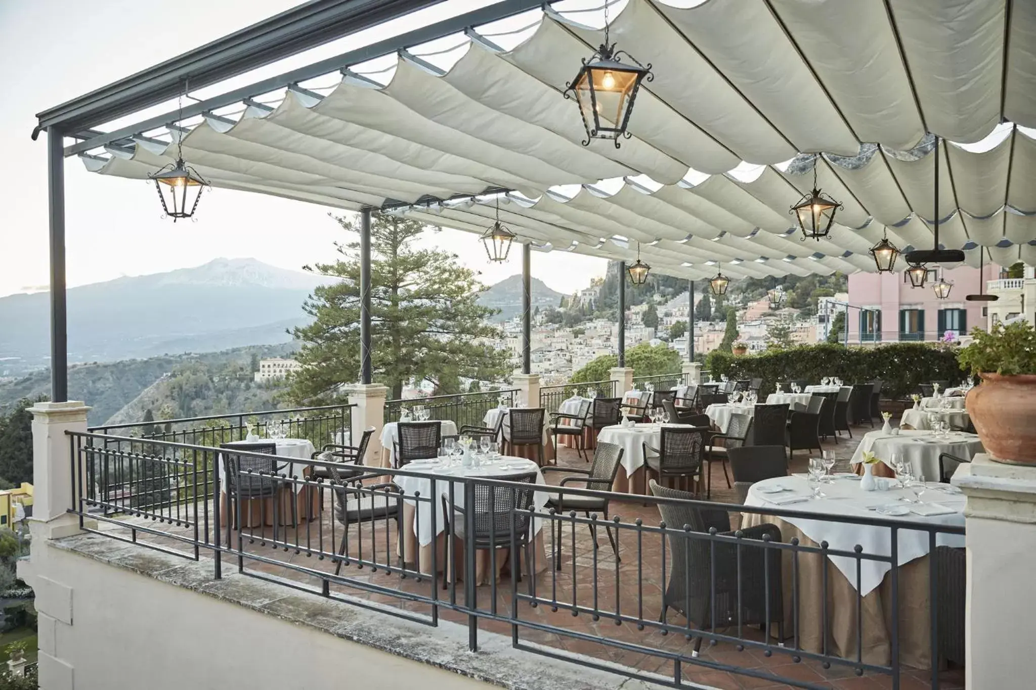 Restaurant/Places to Eat in Grand Hotel Timeo, A Belmond Hotel, Taormina