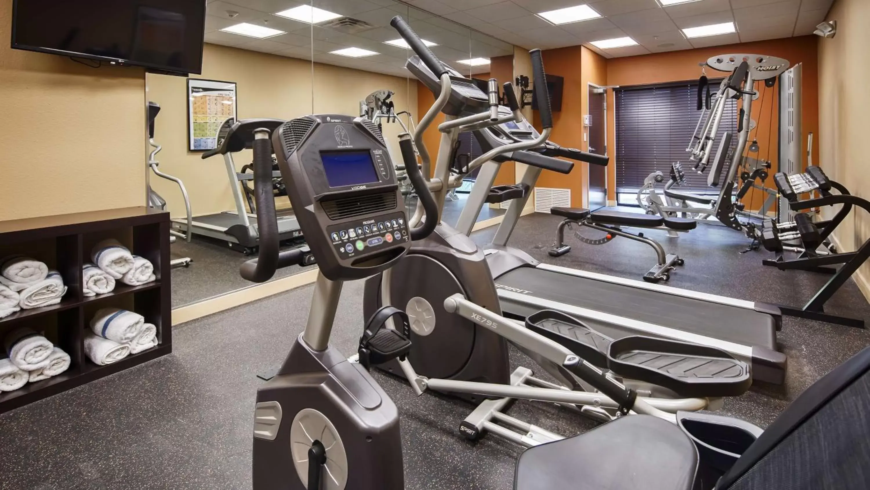 Fitness centre/facilities, Fitness Center/Facilities in Best Western Plus Elmendorf Hotel