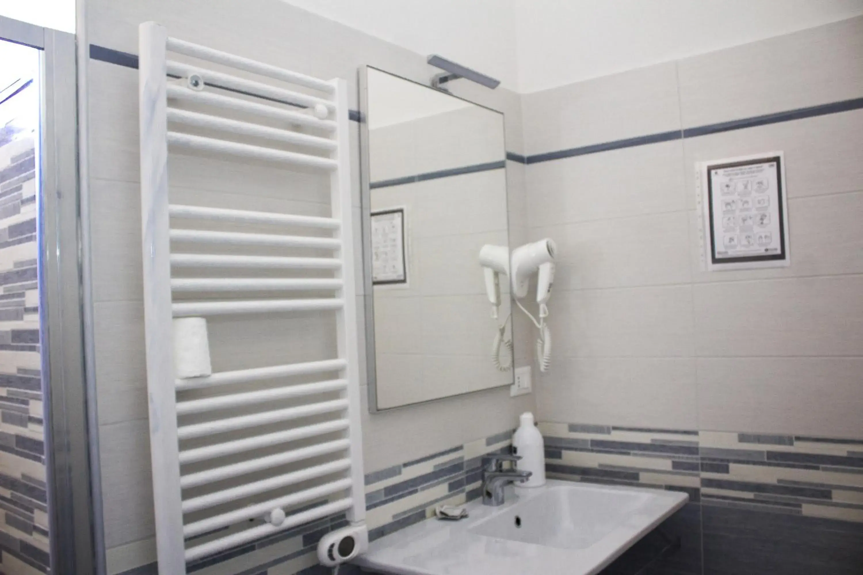 Bathroom in Hotel Sant'Orsola City House