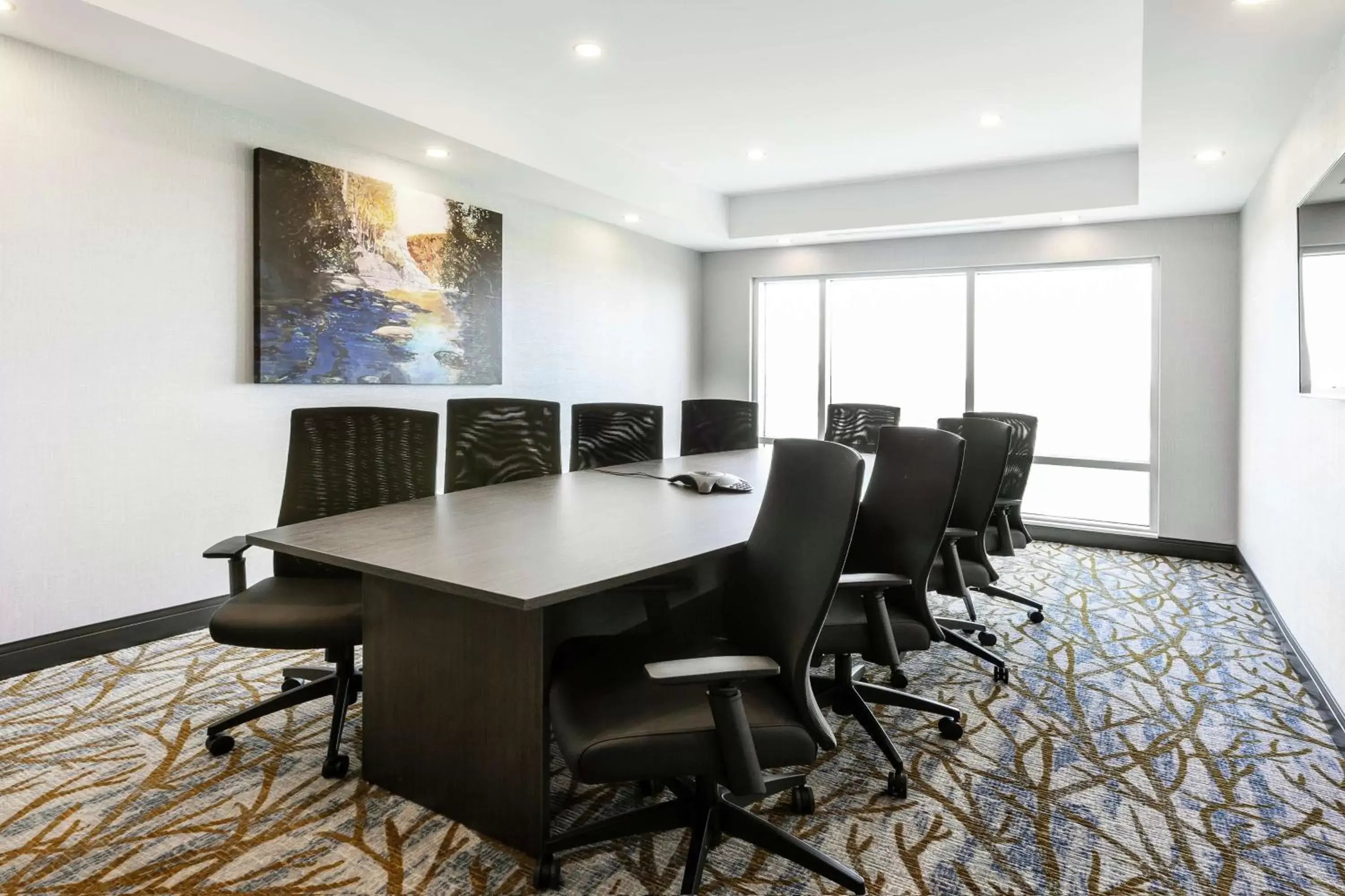 Meeting/conference room in Hampton Inn & Suites by Hilton Québec - Beauport