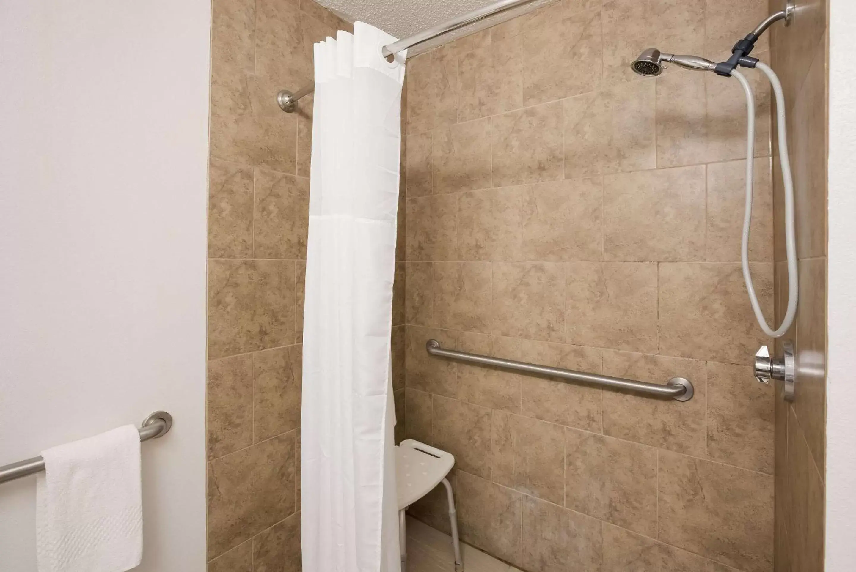 Bedroom, Bathroom in Quality Inn Thomasville-Northpark