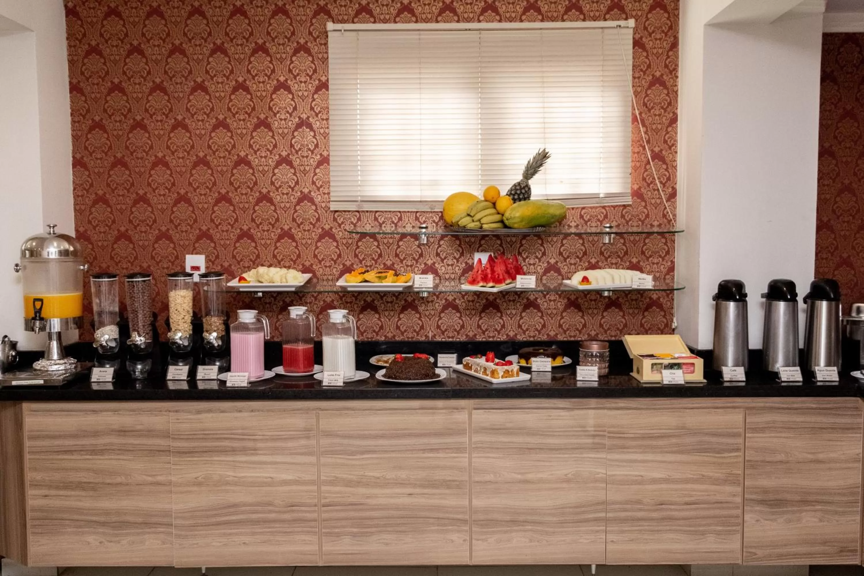 Buffet breakfast in Astor Hotel