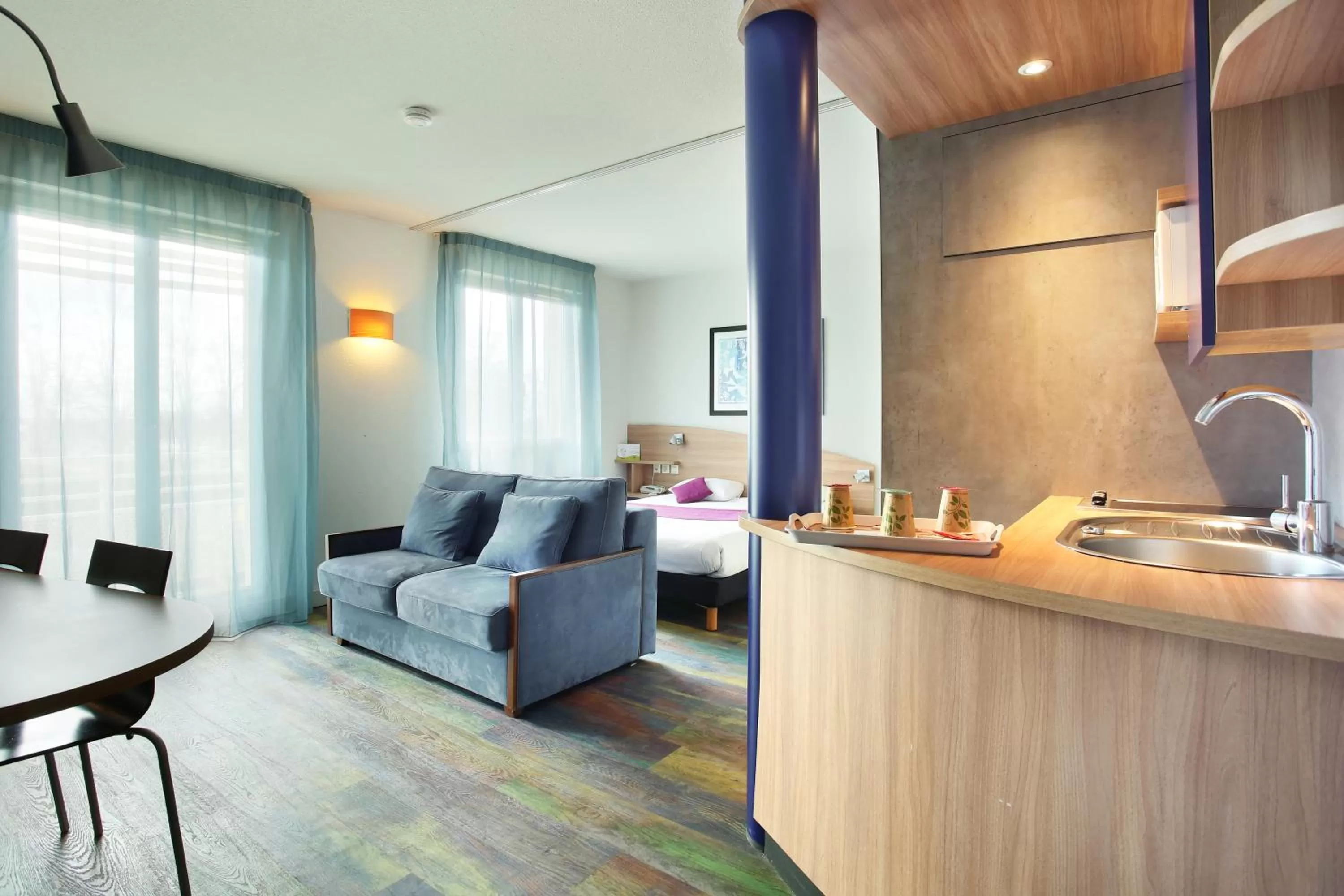 Bedroom, Bed in Suite-Home Orléans-Saran