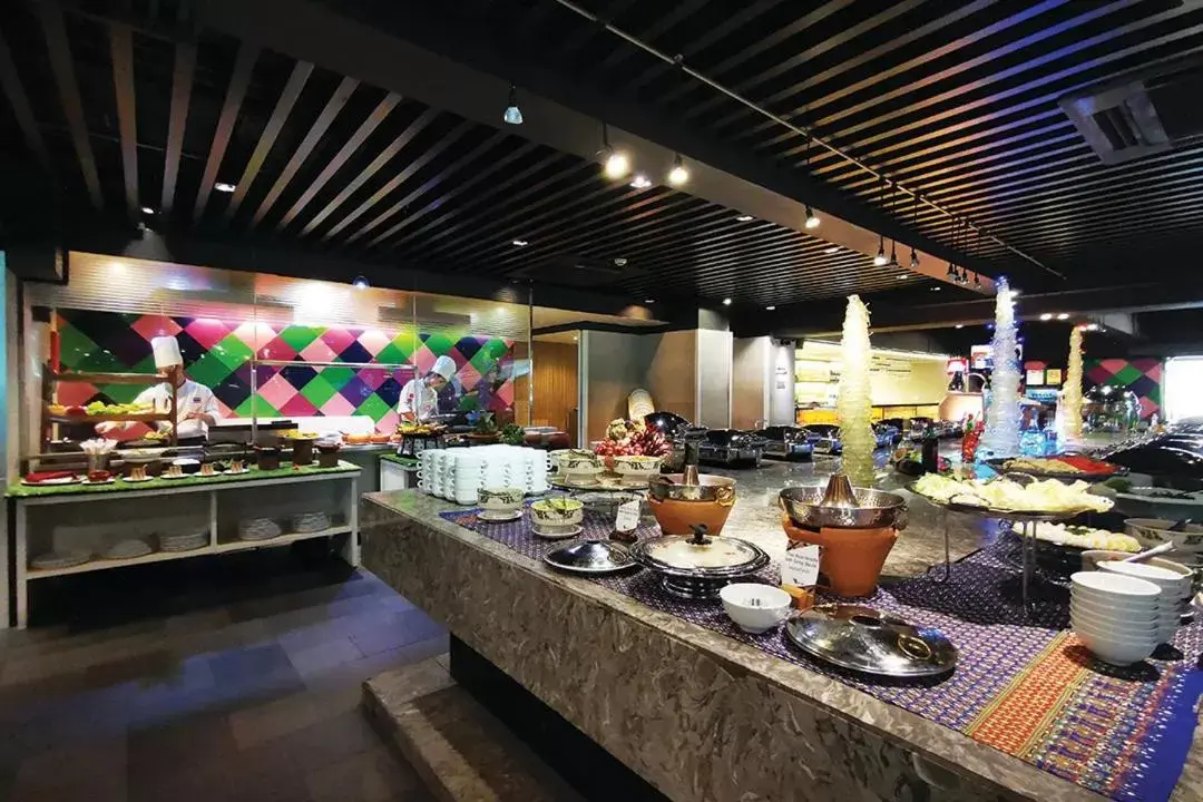 Restaurant/Places to Eat in Furama Silom Hotel