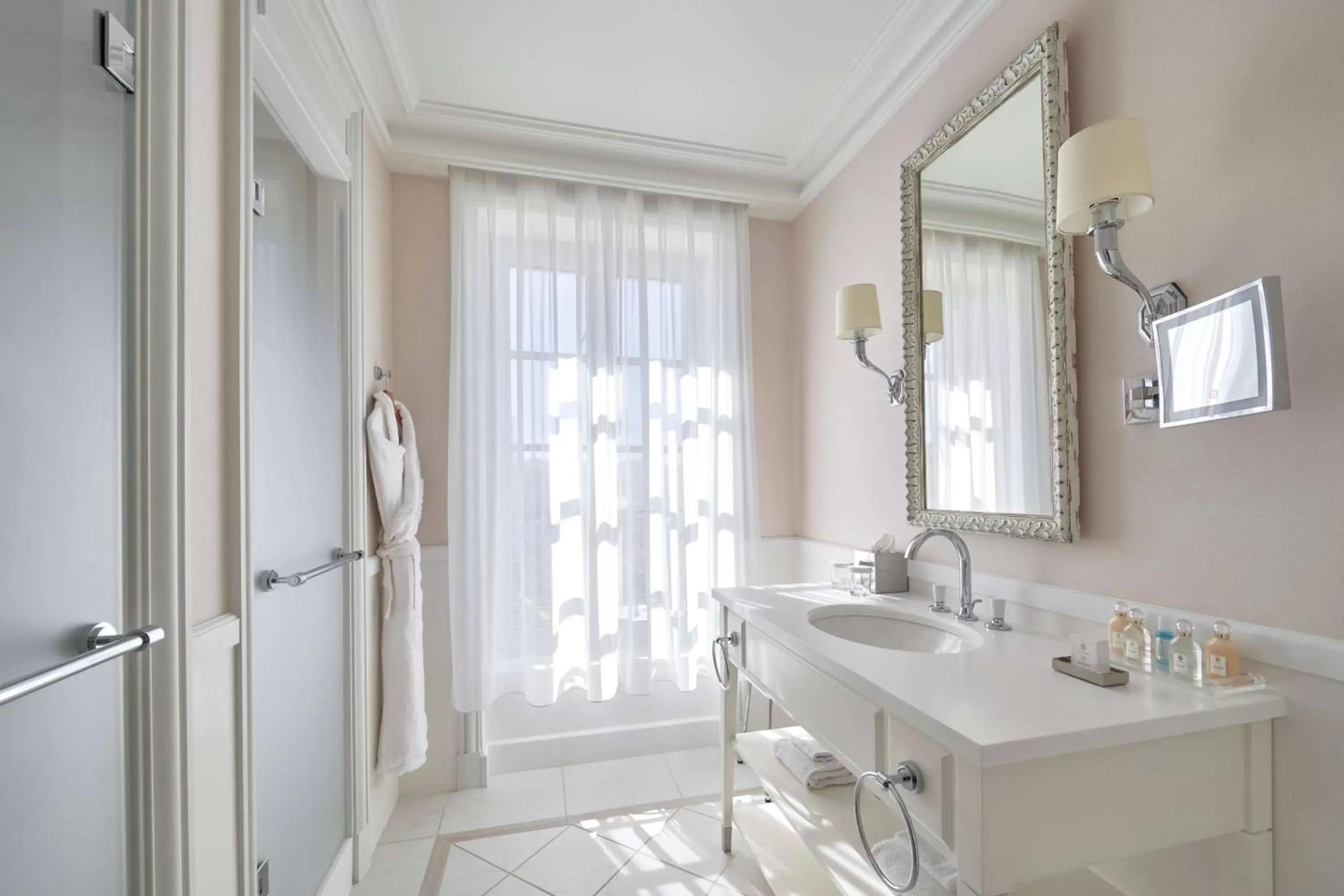 Bathroom in Hôtel du Palais Biarritz, in The Unbound Collection by Hyatt