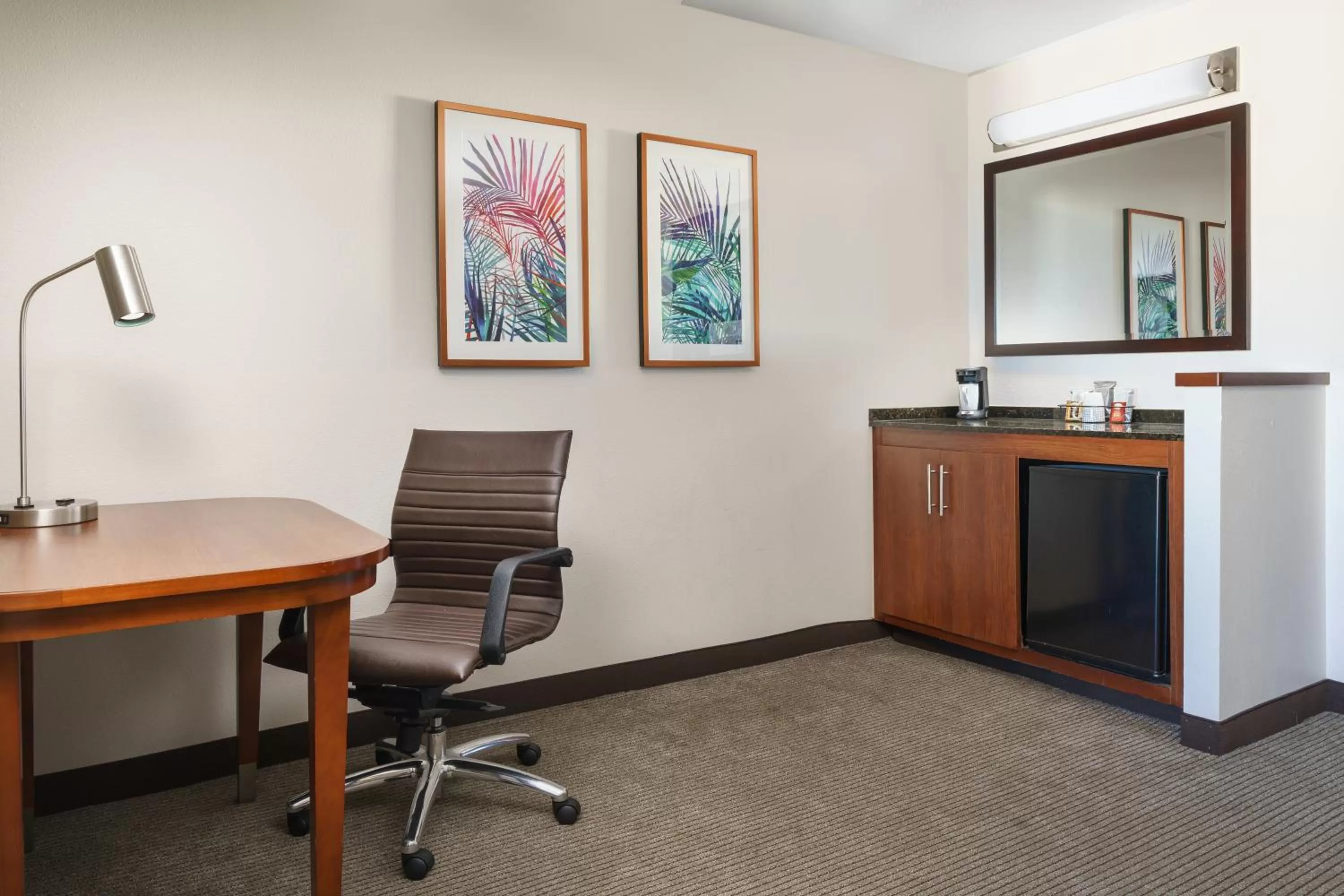 Queen Room with Two Queen Beds and Sofa Bed - High Floor in Hyatt Place Fort Lauderdale Airport/Cruise Port