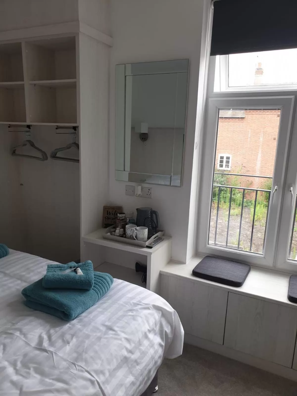 Bed in The Wheatsheaf Inn