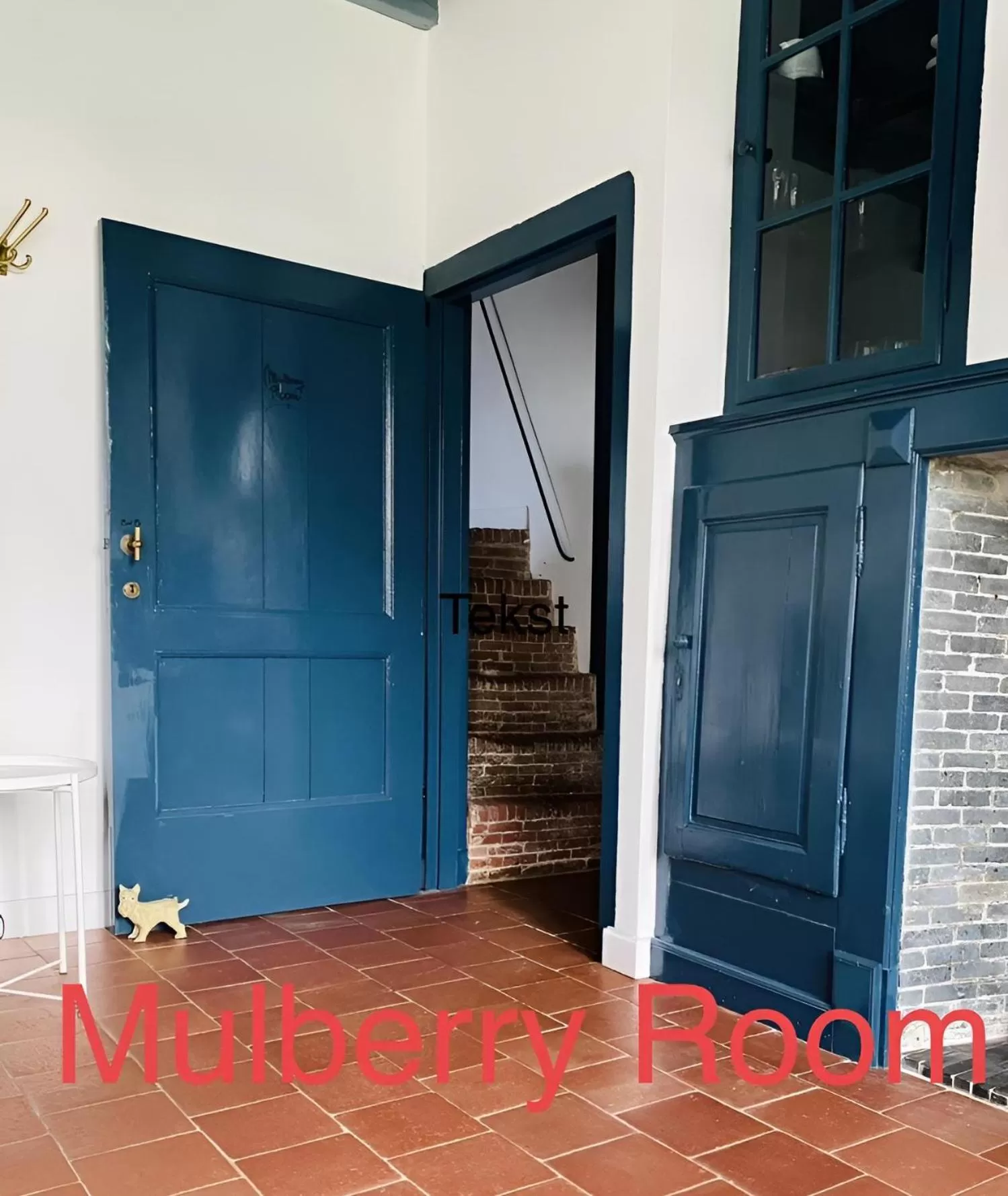 Text overlay, TV/Entertainment Center in Kasteelhof van Loppem