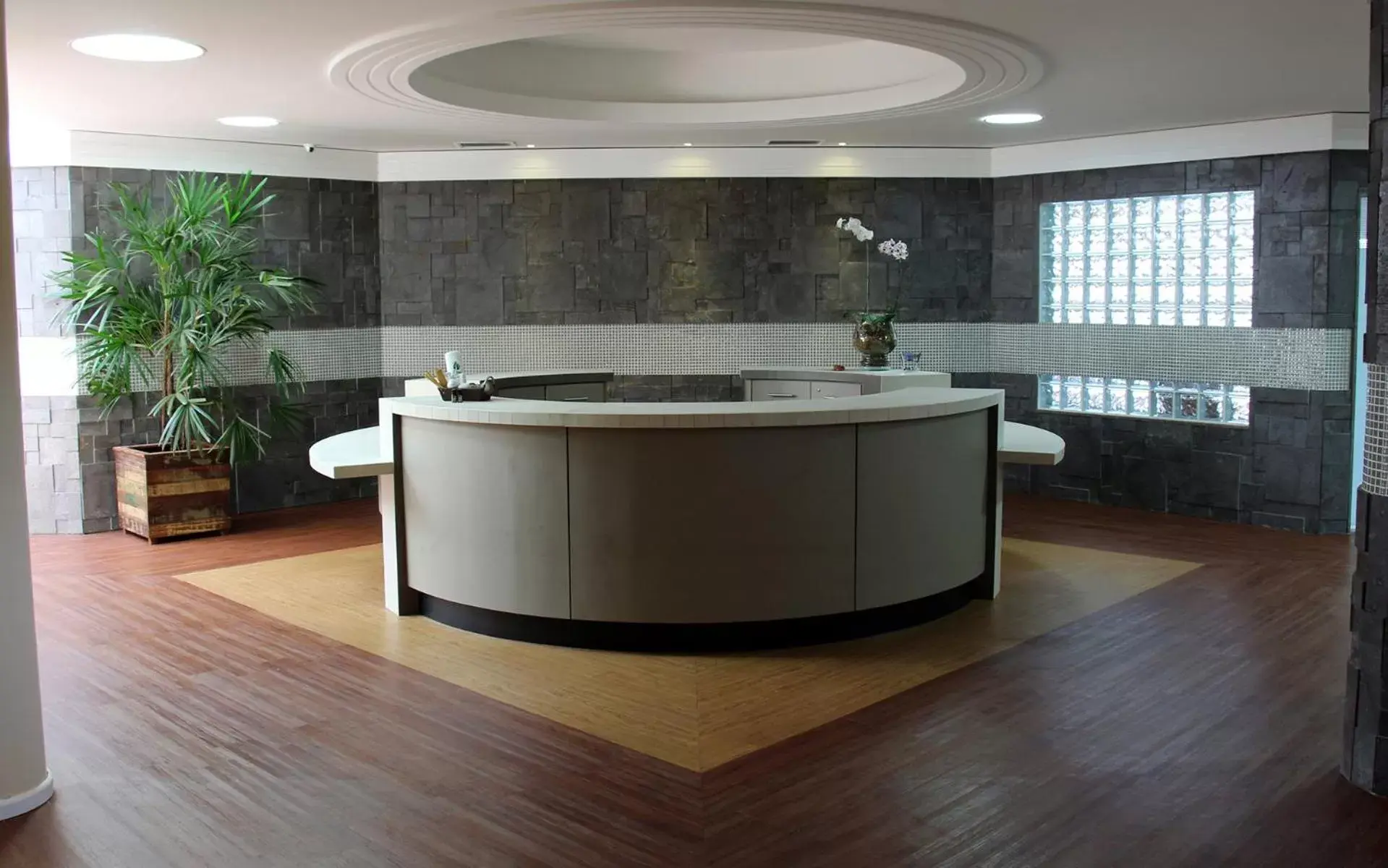 Massage, Bathroom in Recanto Cataratas - Thermas, Resort e Convention