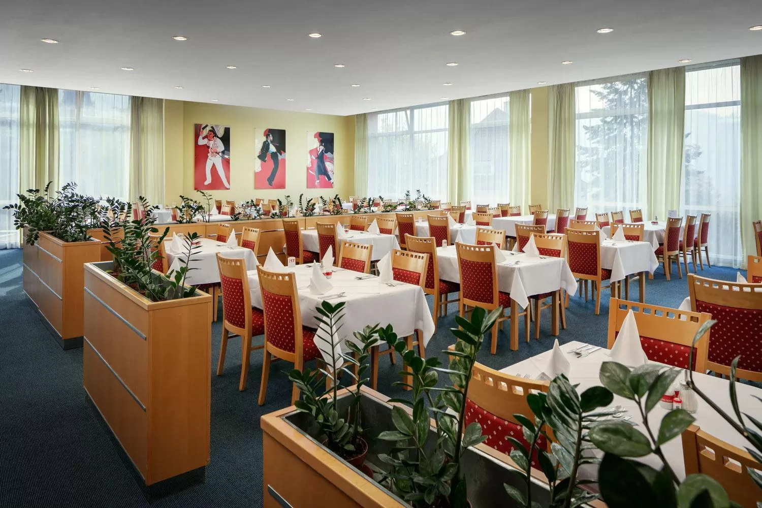 Restaurant/places to eat in Spa Resort Sanssouci