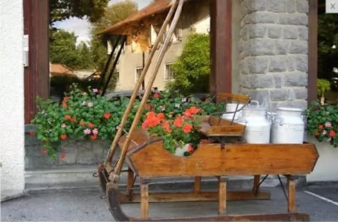 Decorative detail in Hôtel Les Glaciers