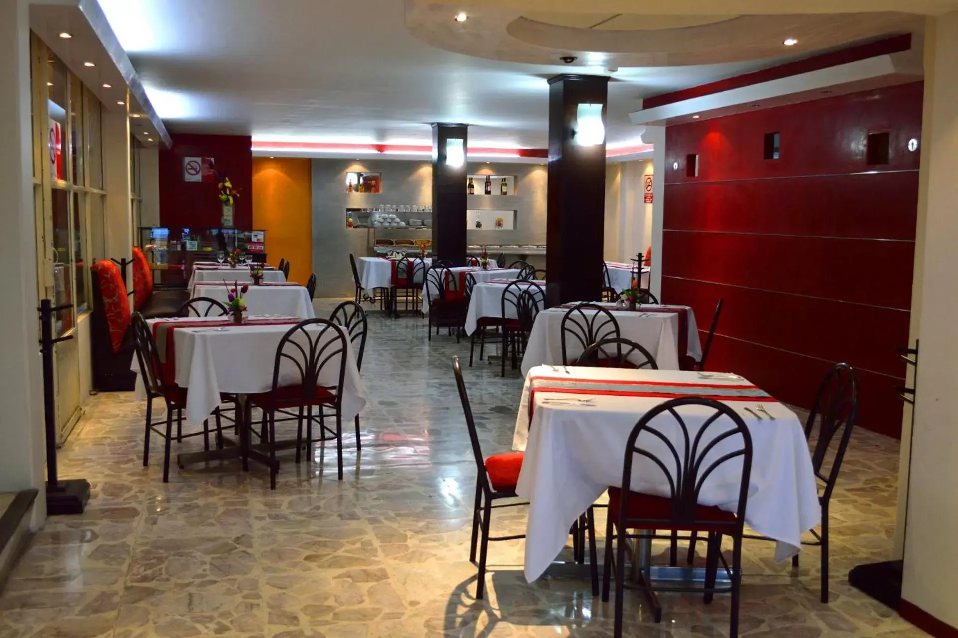 Restaurant/Places to Eat in Hotel Elizabeth Ciudad Deportiva