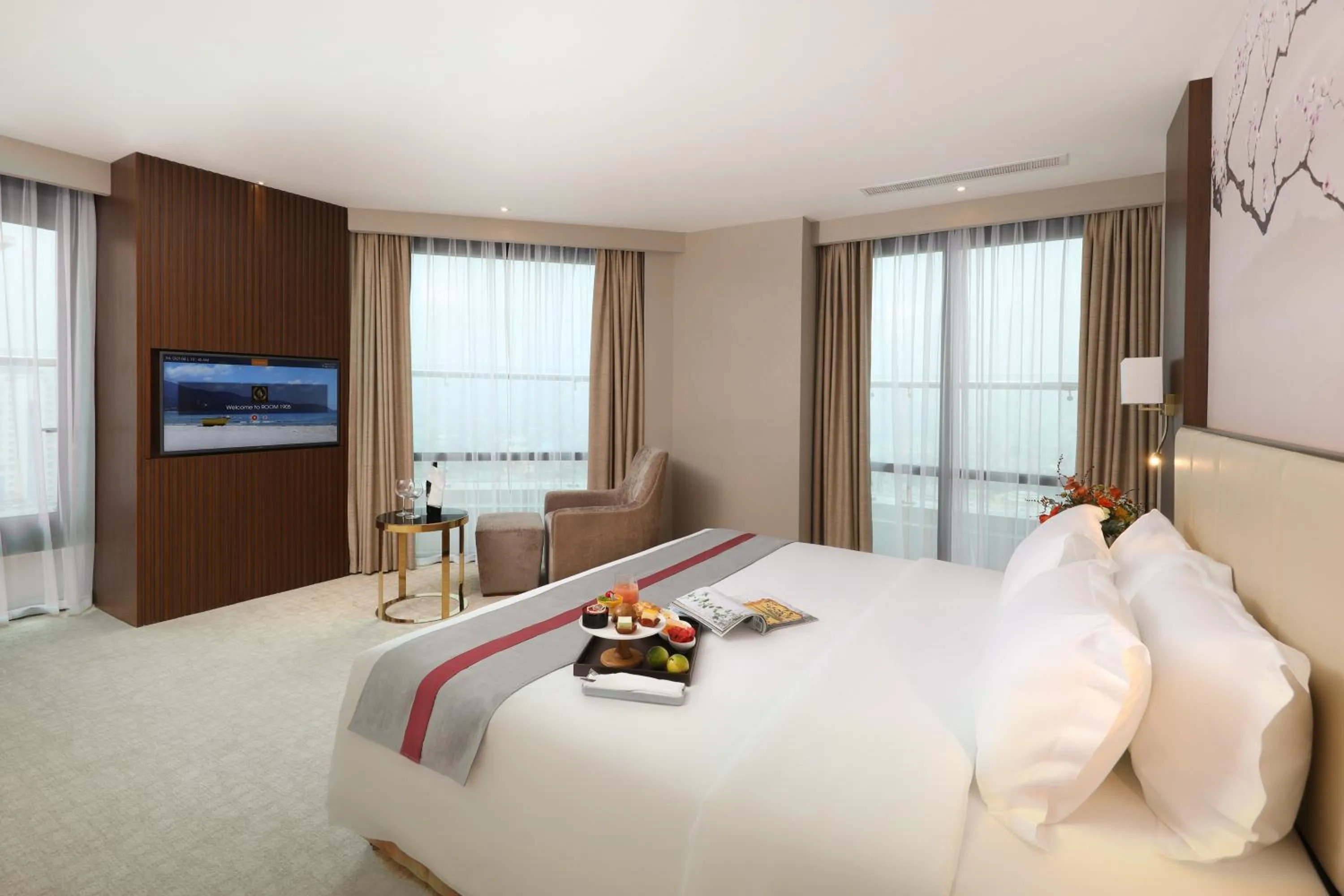 Bedroom, Bed in Grand Vista Hanoi