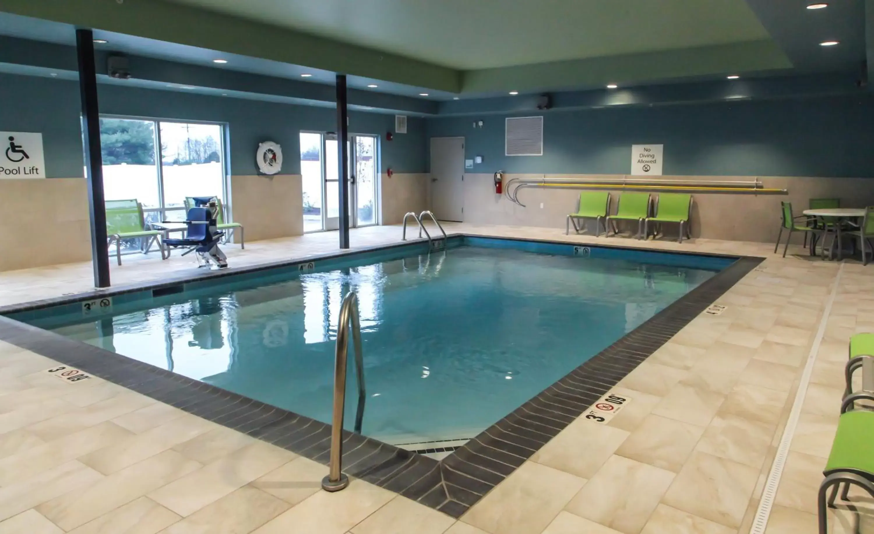 Swimming Pool in Holiday Inn Express & Suites Nashville North - Springfield, an IHG Hotel