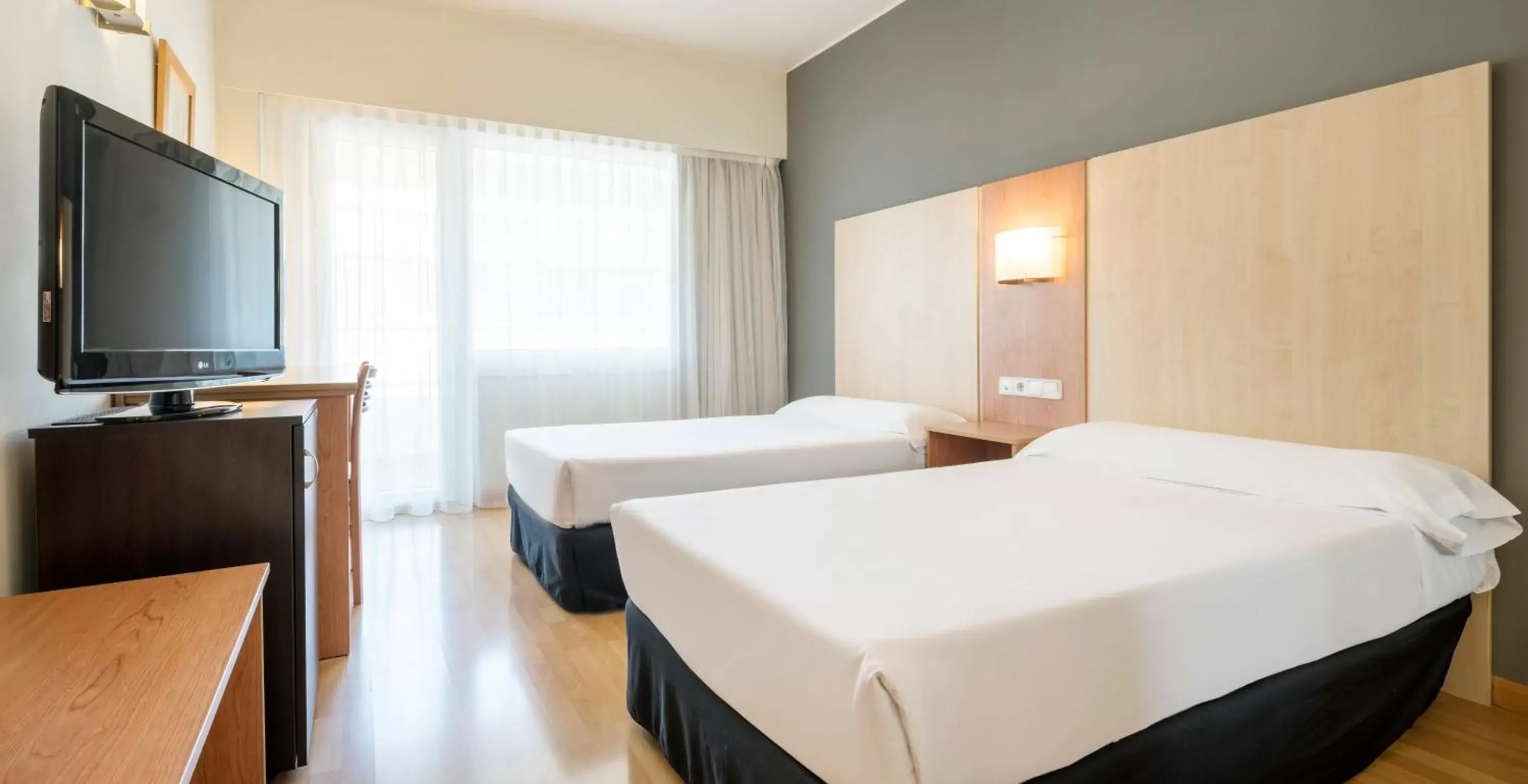 Bedroom, Bed in Ilunion Romareda Bedroom, Bed in Ilunion Romareda