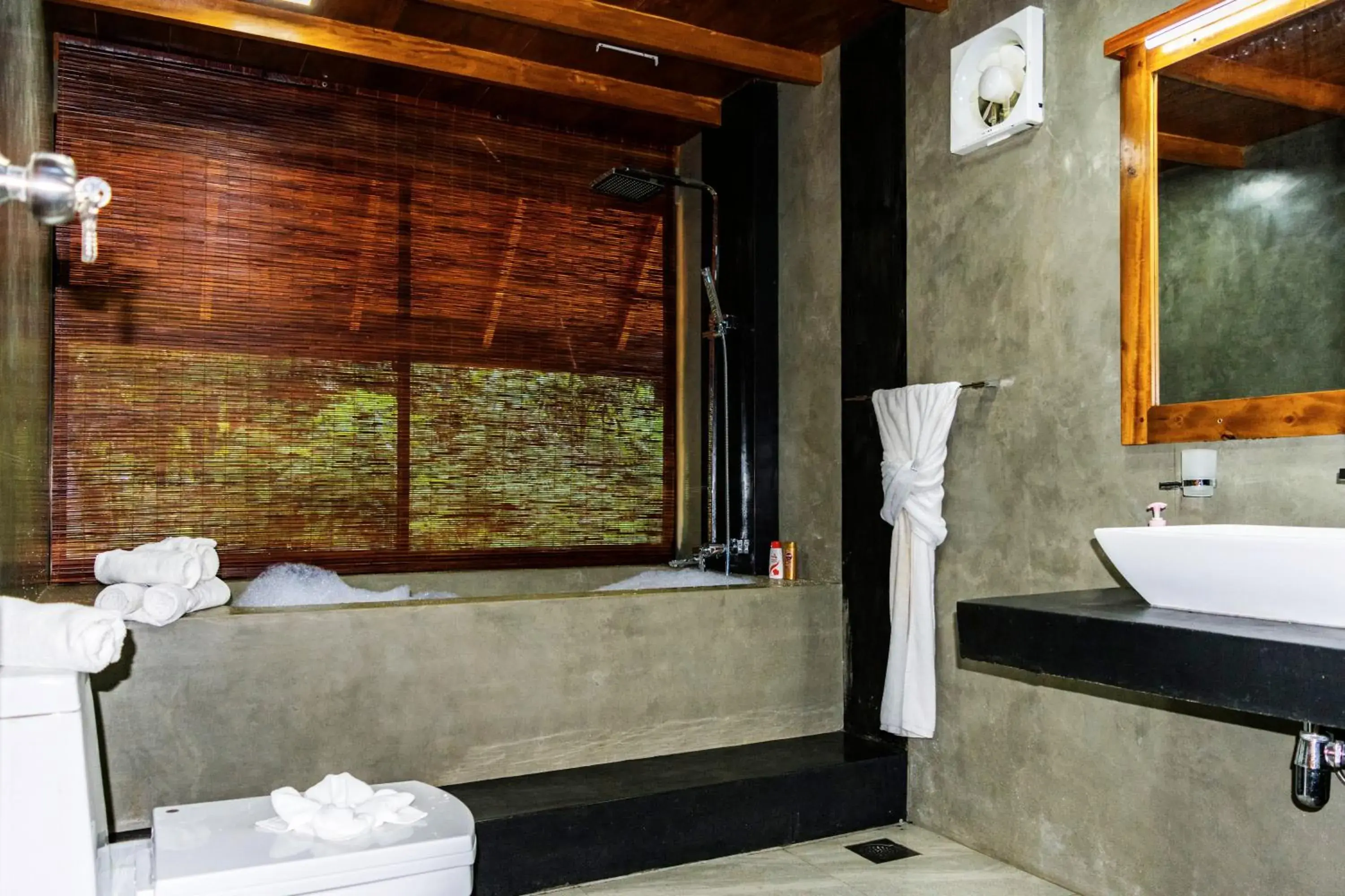 Bathroom in Kandy Cabana