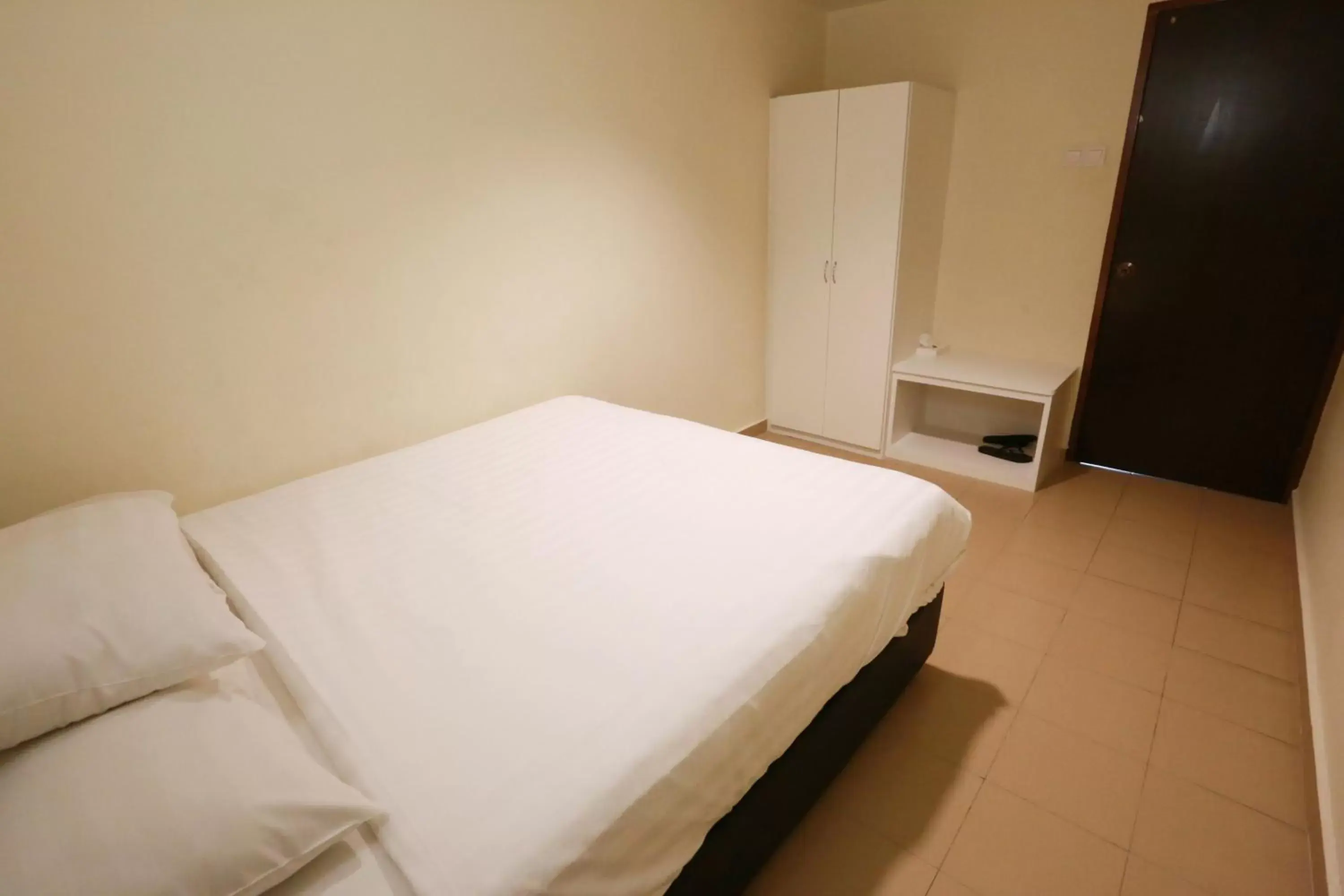 Bedroom, Bed in My Hotel Bukit Mertajam