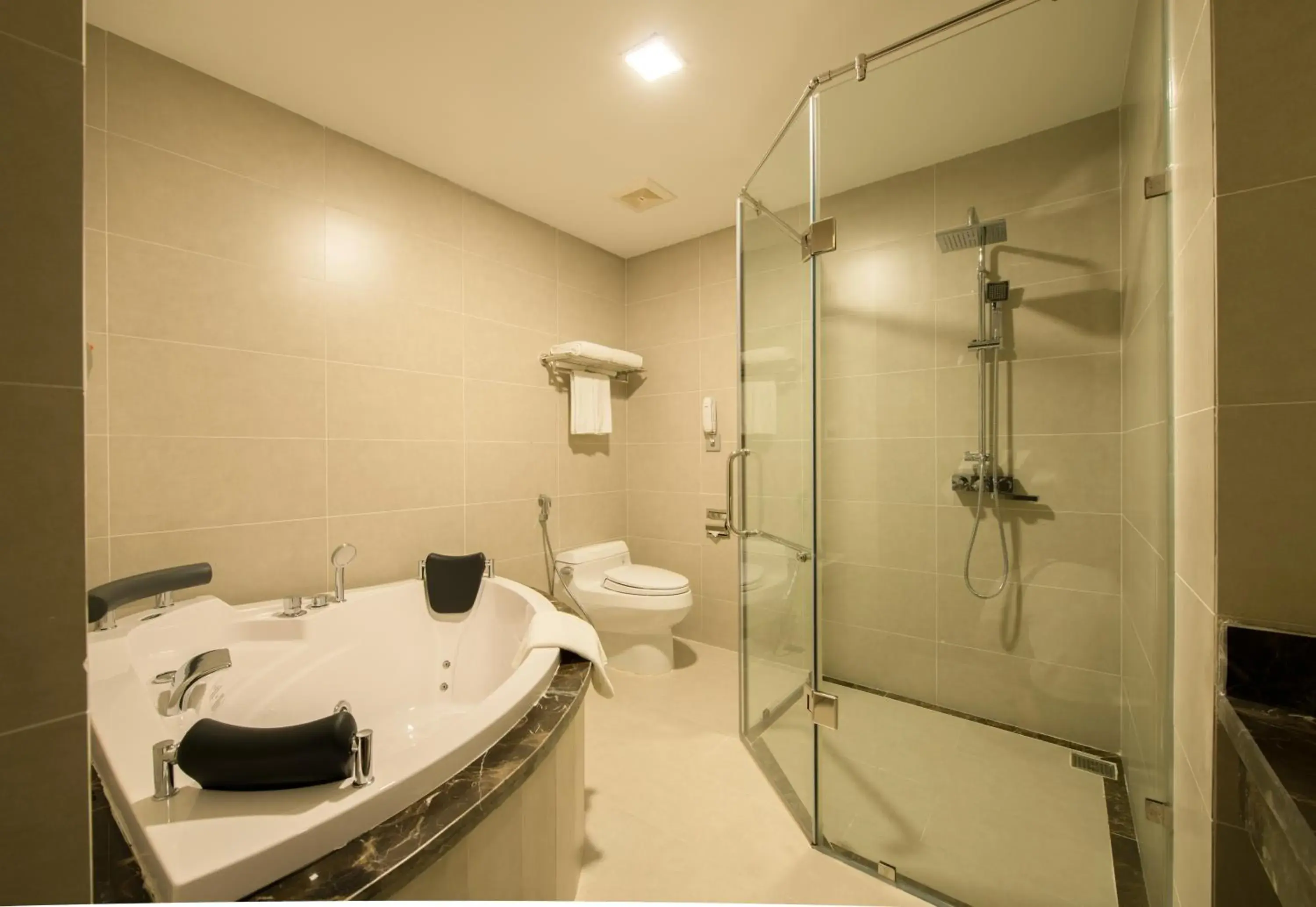 Bathroom in Muong Thanh Hanoi Centre Hotel