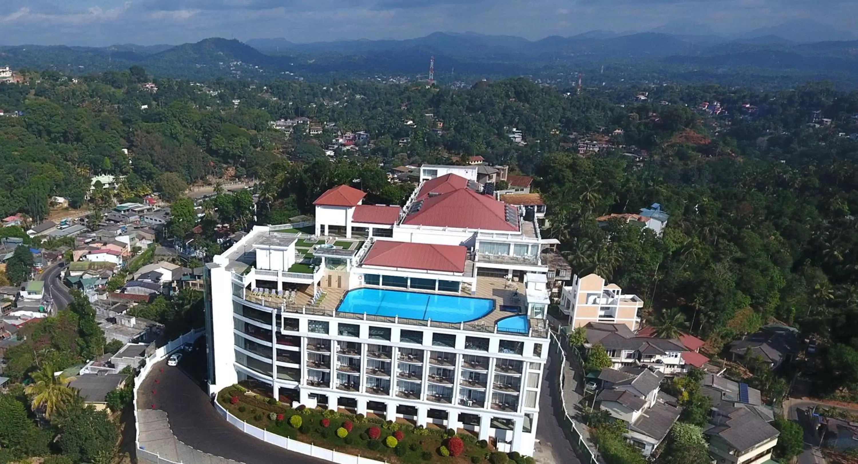 Property building, Bird's-eye View in The Grand Kandyan