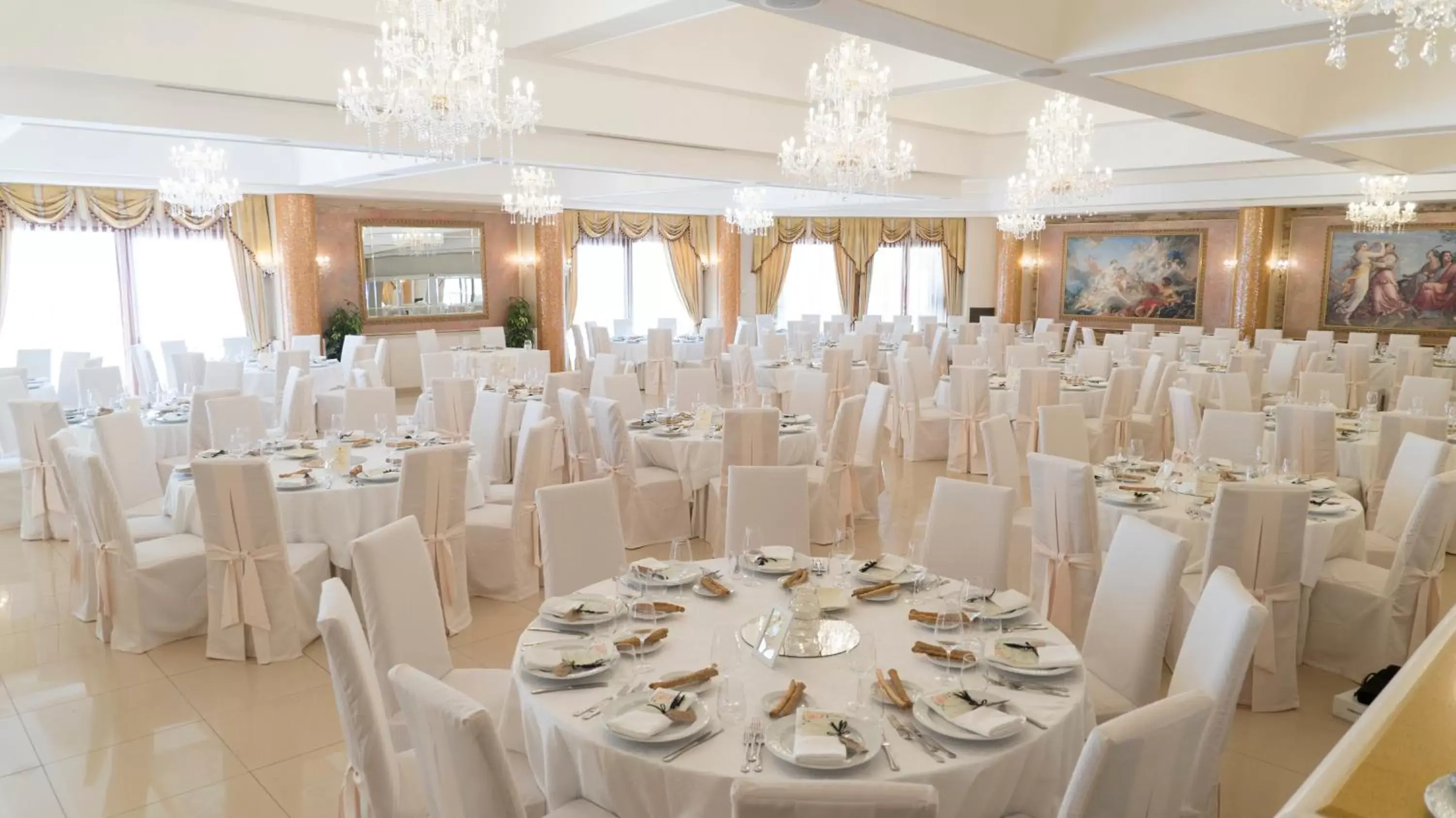 Banquet Facilities in Hotel Villa Romana