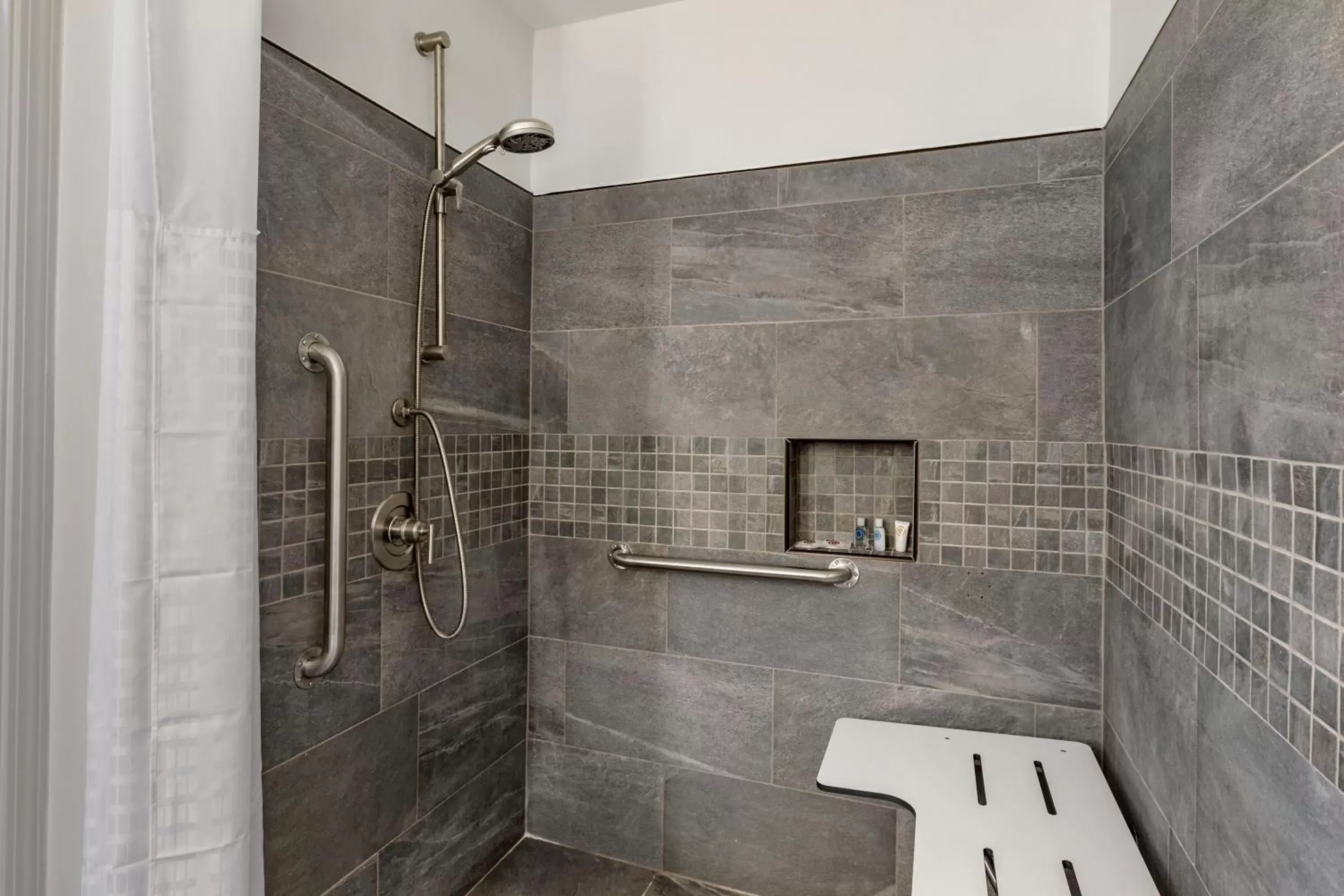 Shower, Bathroom in Comfort Inn Mount Pleasant - Racine