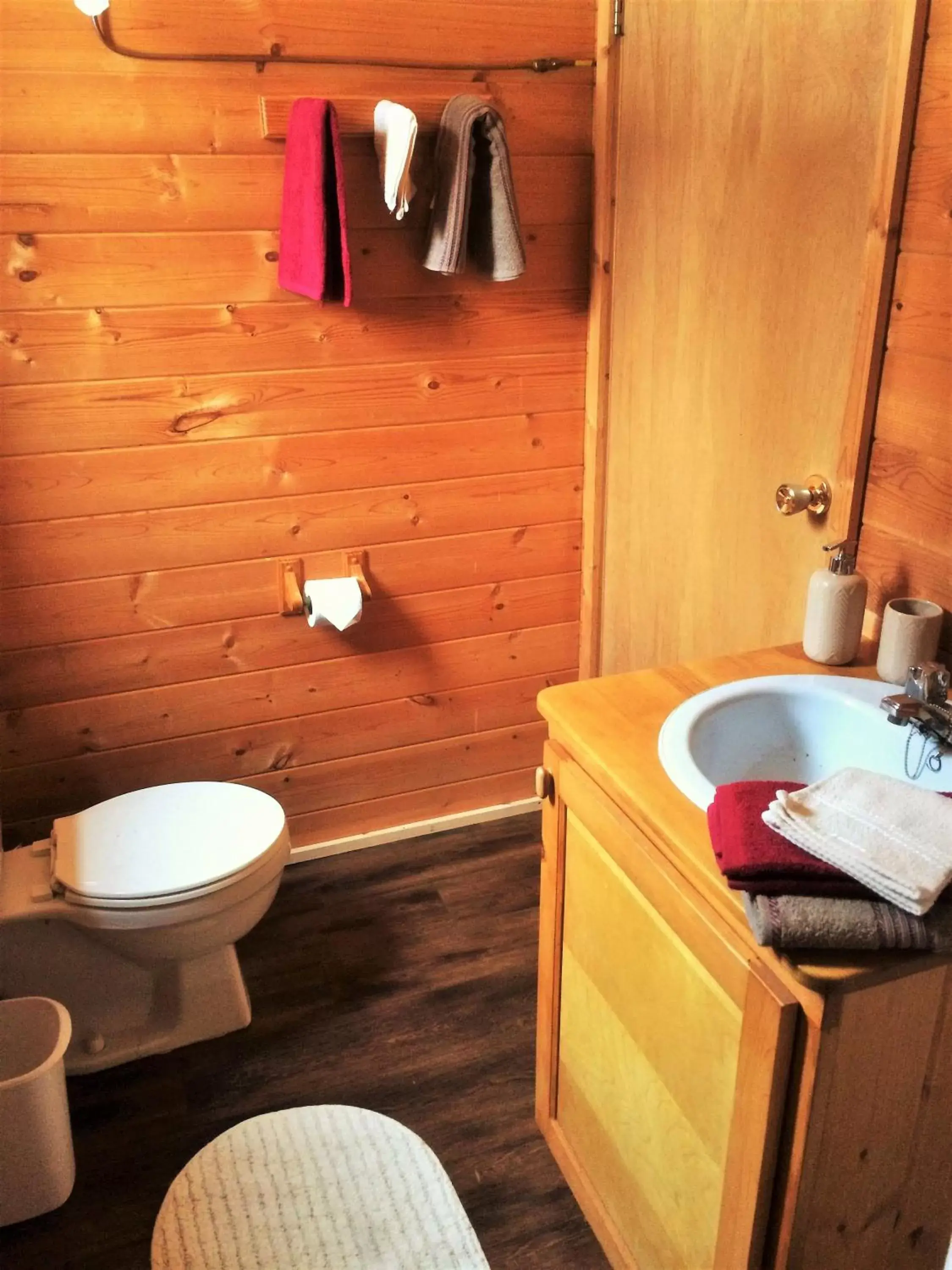 Bathroom in Rocky Ridge Resort-BC