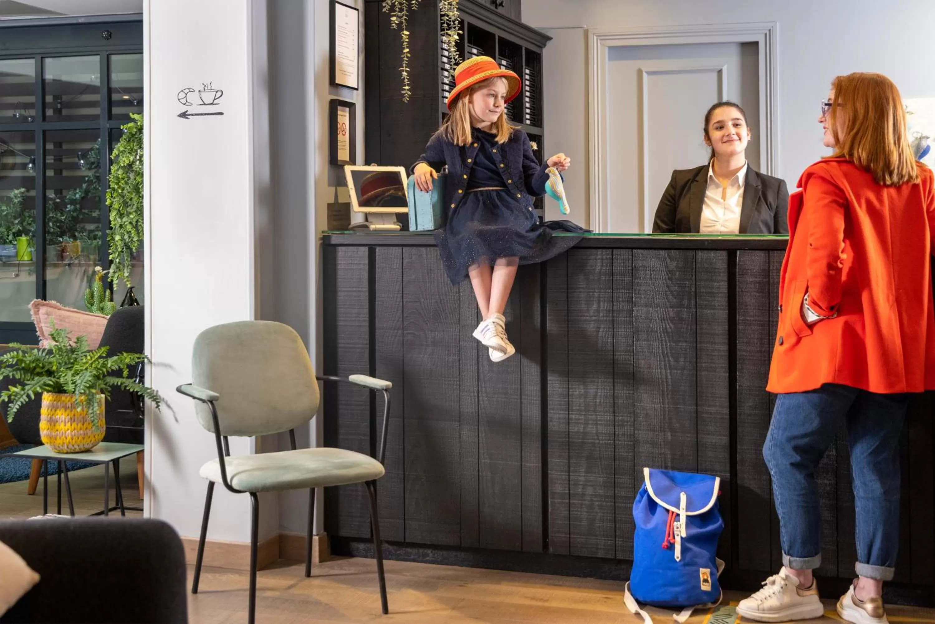 People in Hôtel Hélios Opéra