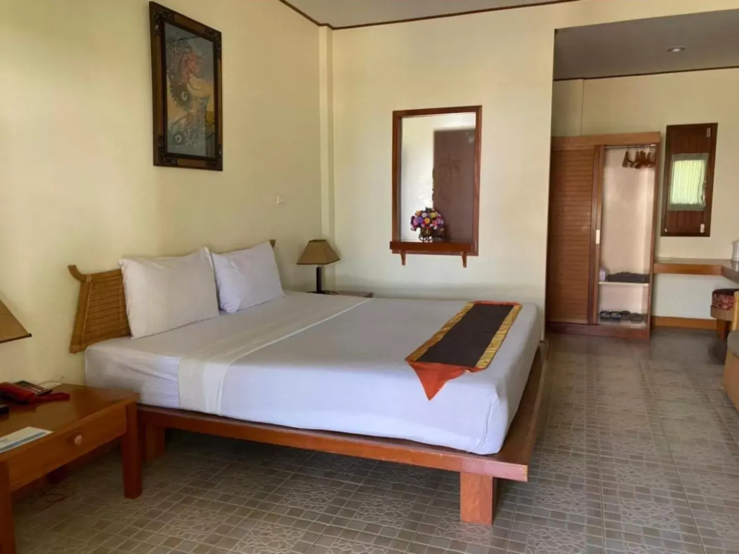 Bedroom, Bed in Golden Pine Beach Resort