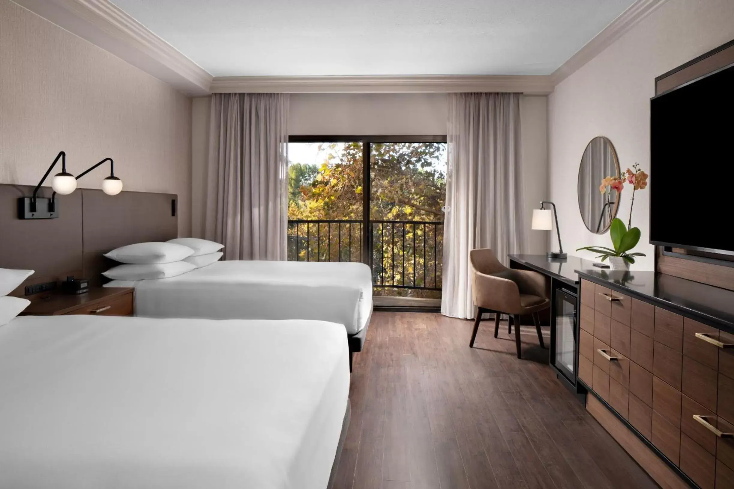 Queen Room with Two Queen Beds and Balcony in Hyatt Regency Westlake Queen Room with Two Queen Beds and Balcony in Hyatt Regency Westlake