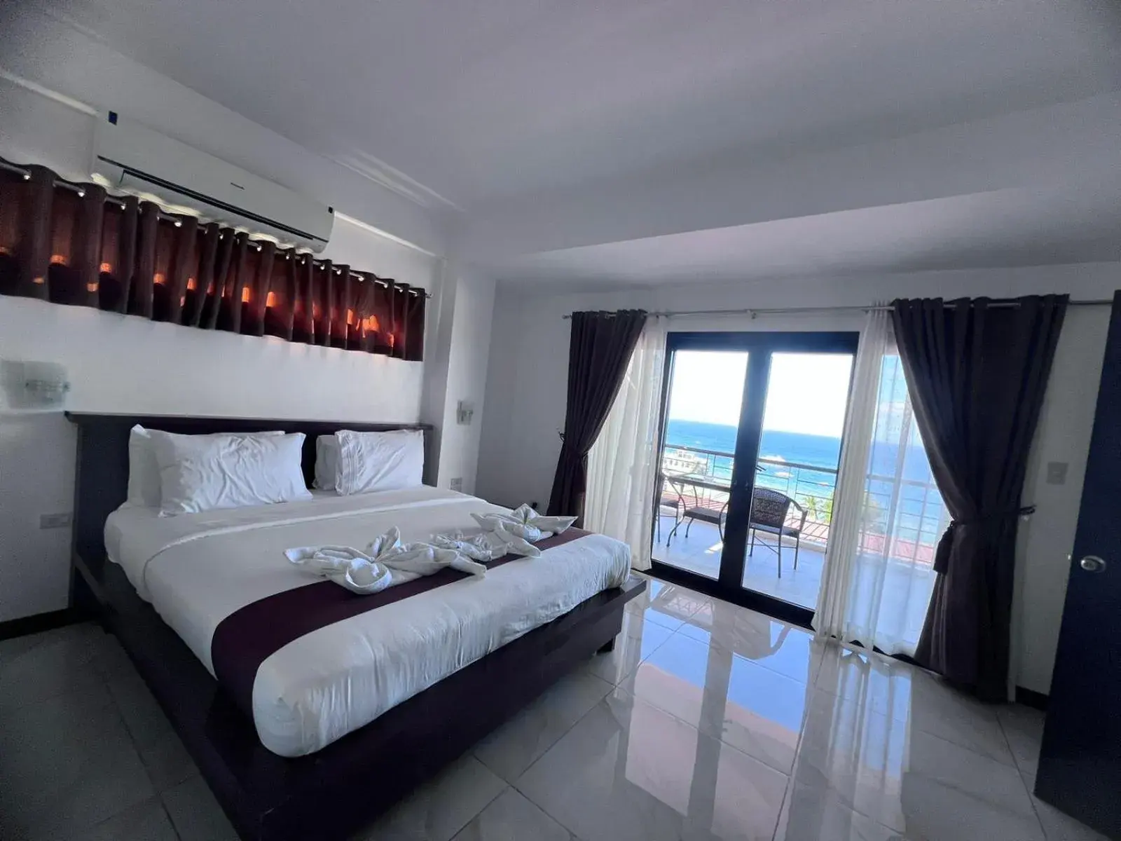 Bedroom in Manarra Sea View Resort