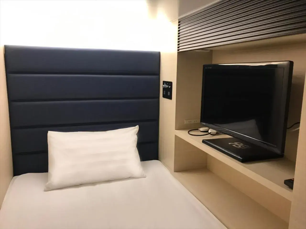 Mixed Capsule Room - Non-Smoking in Green Rich Hotel & Capsule Naha - Artificial hot spring Futamata Yunohana Mixed Capsule Room - Non-Smoking in Green Rich Hotel & Capsule Naha - Artificial hot spring Futamata Yunohana