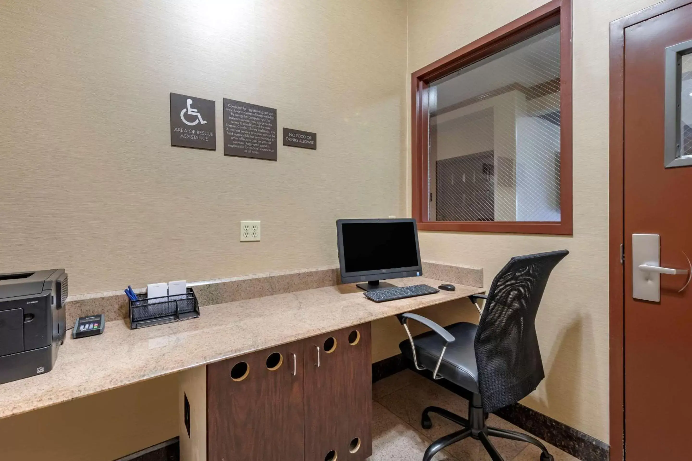 Business facilities in Comfort Suites Redlands