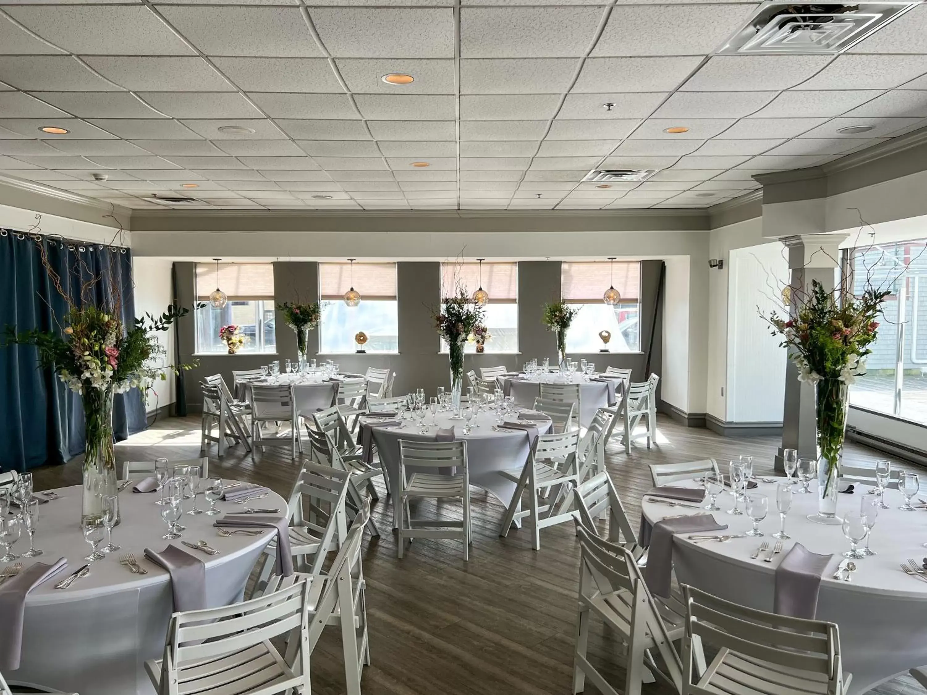 Meeting/conference room, Restaurant/Places to Eat in The Newport Harbor Hotel & Marina