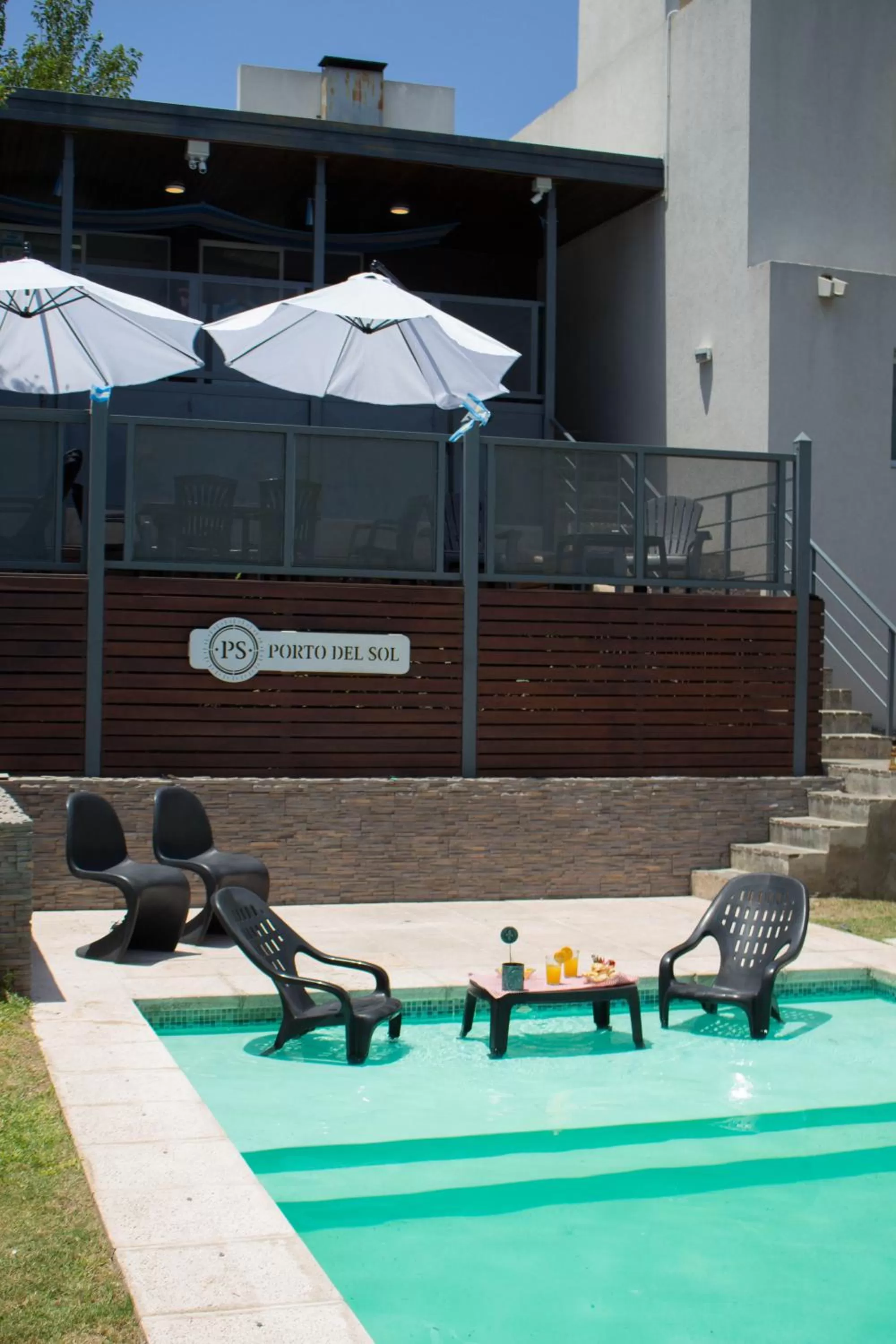 Swimming Pool in Apart Porto del Sol by CPH