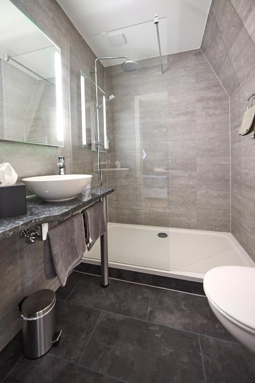 Shower in Hotel Belvedere