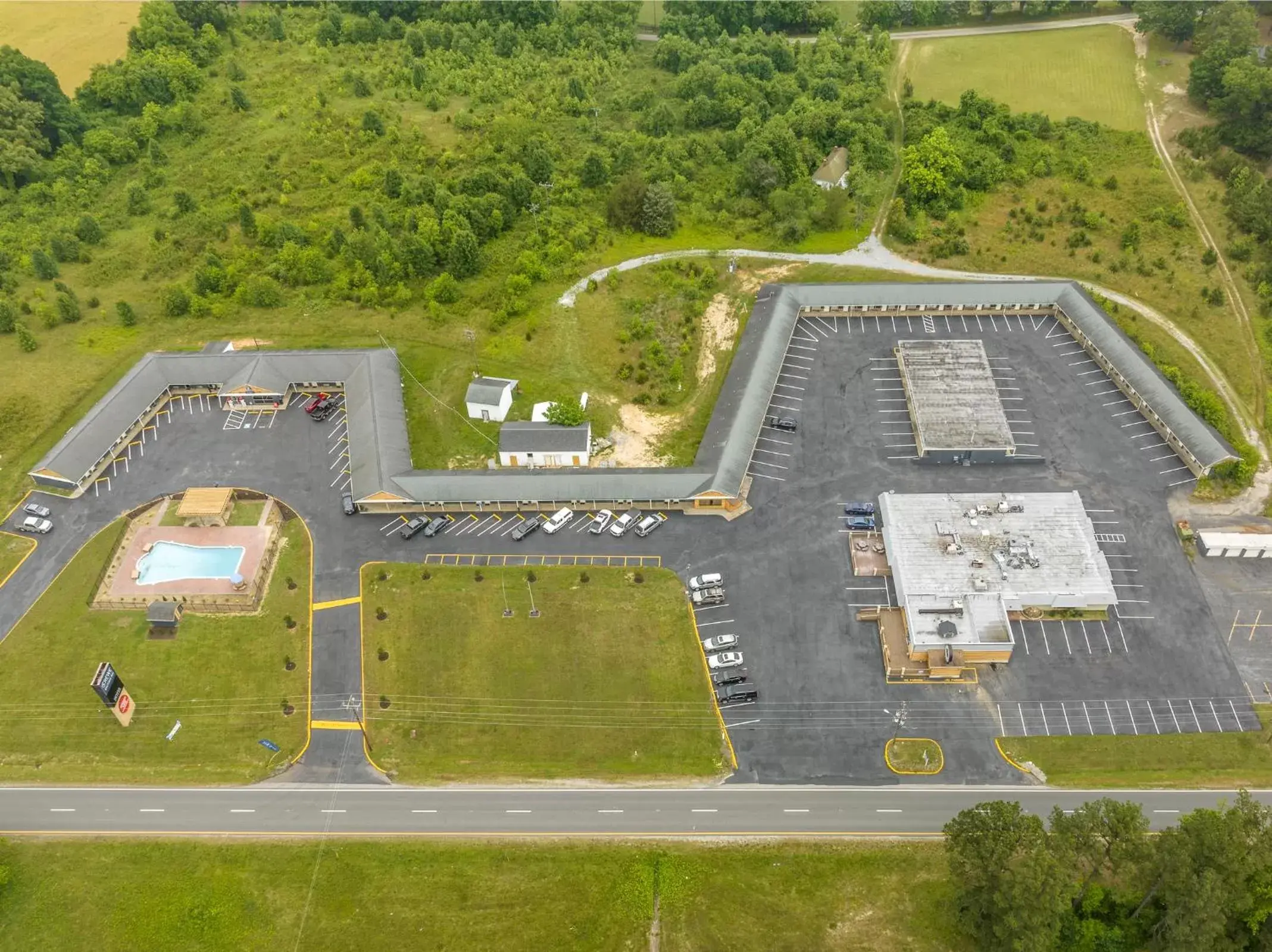 Property building, Bird's-eye View in Crewe Boutique Inn