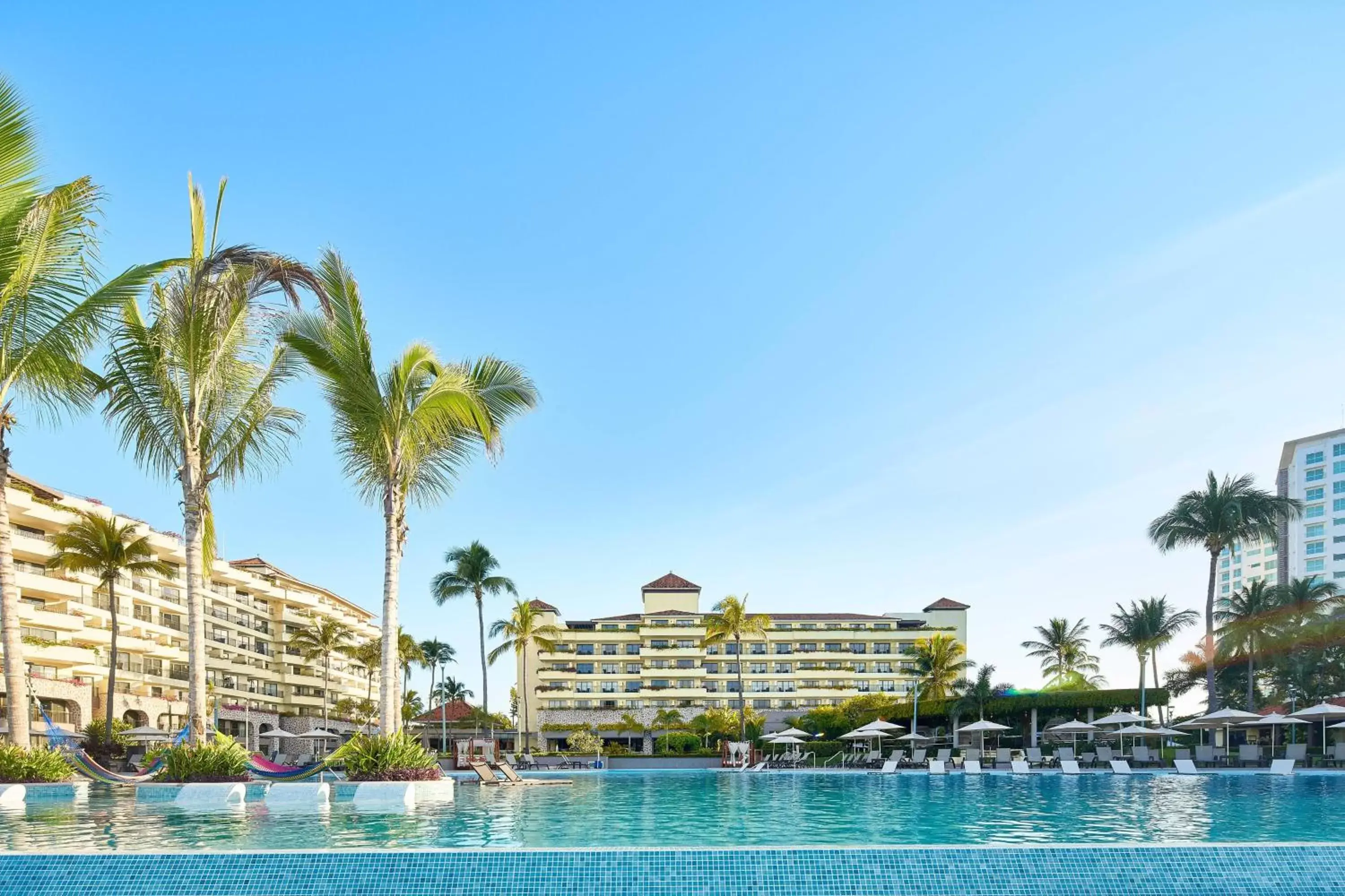 Swimming Pool in Marriott Puerto Vallarta Resort & Spa