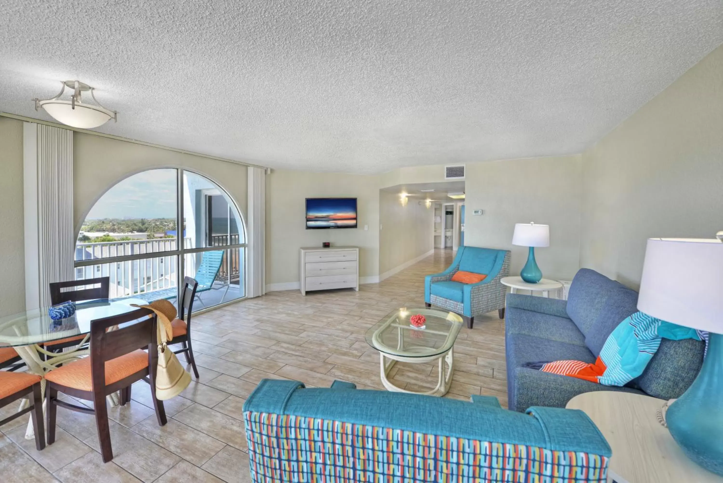 TV and multimedia, Seating Area in El Caribe Resort and Conference Center