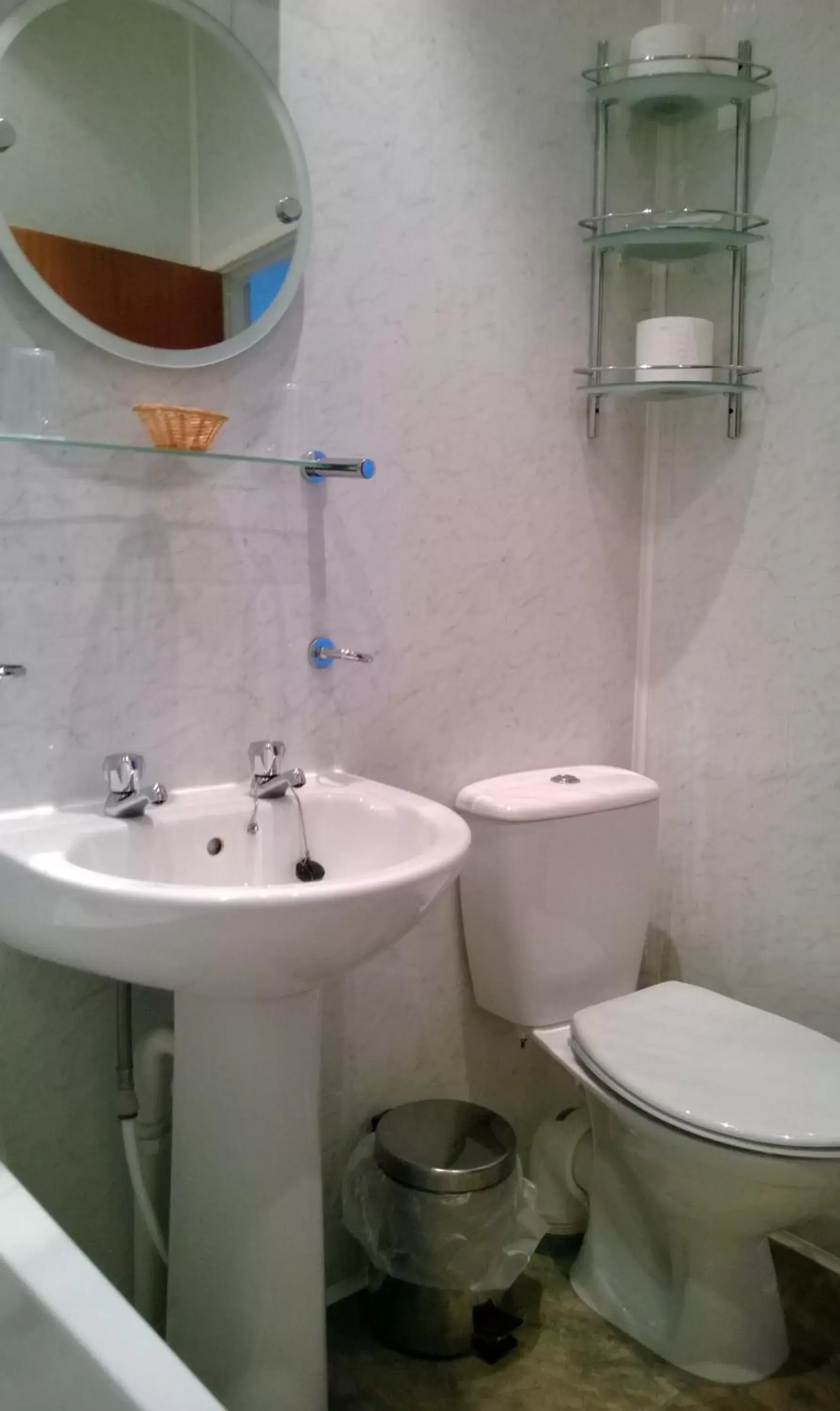 Toilet, Bathroom in The Premier Lodge