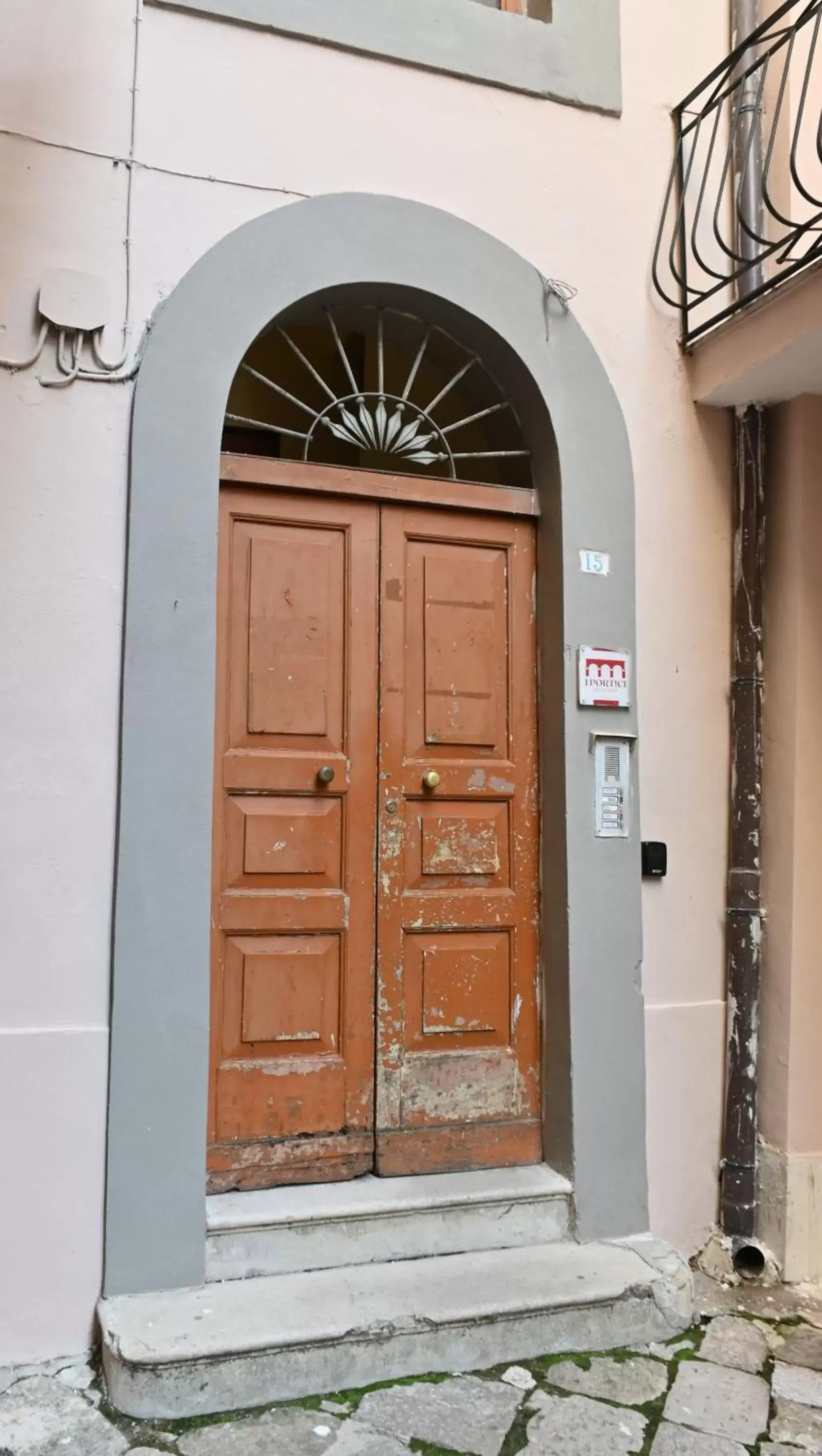 Facade/entrance in B&B a Capua - I PORTICI del centro