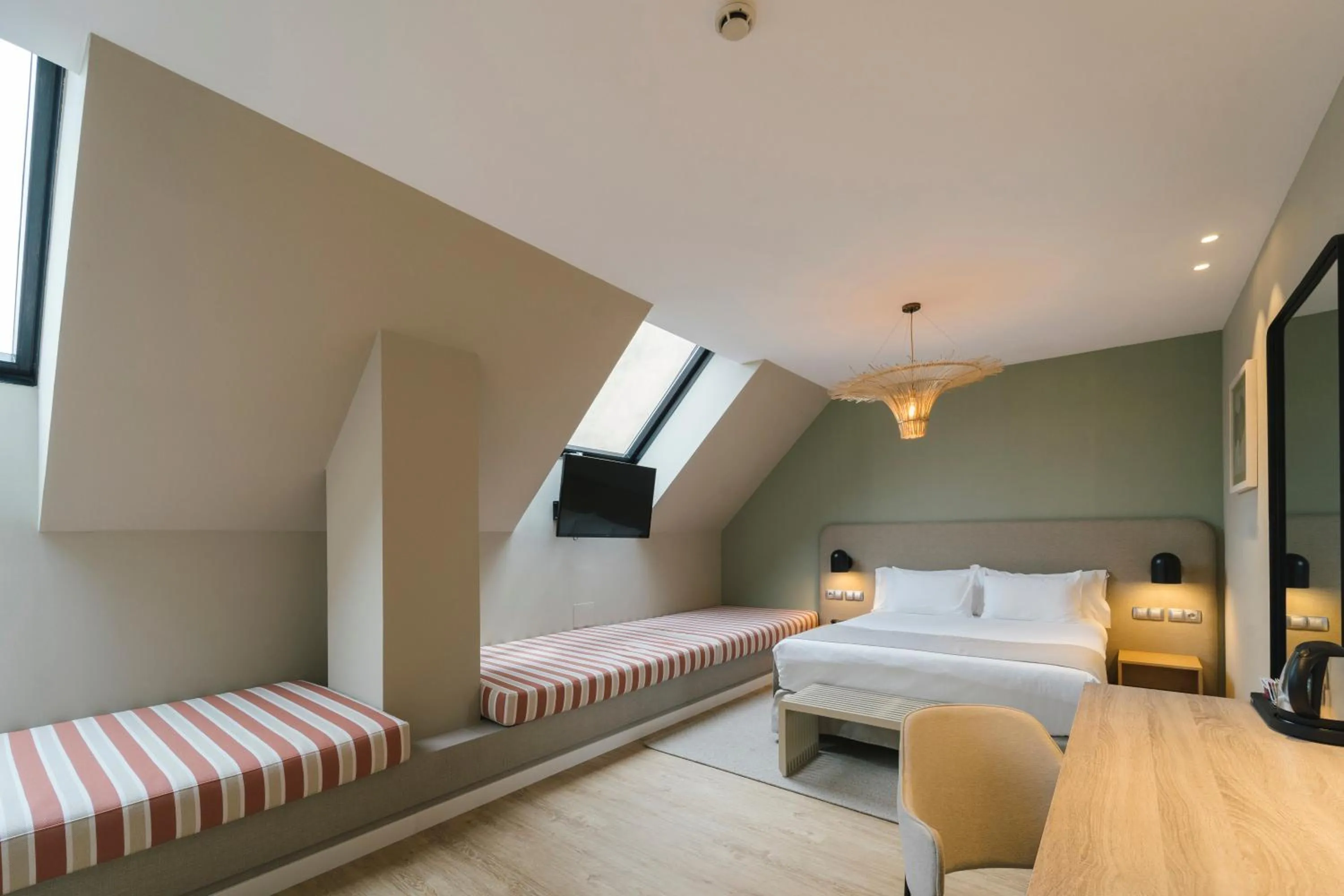 Bedroom, Bed in Barceló Oviedo Cervantes