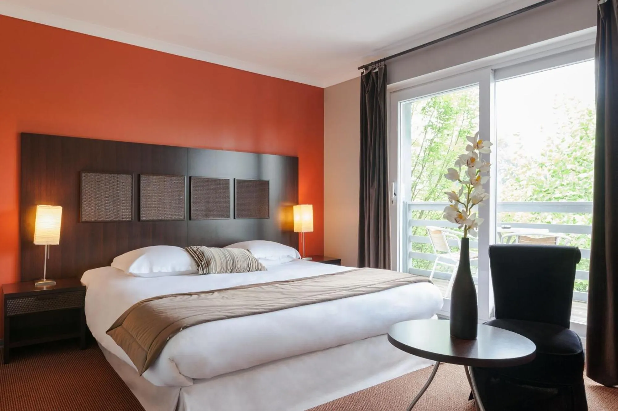 Privilege Double Room with Courtyard View with terrace or balcony  in Les Jardins d'Ulysse, The Originals Relais Le Touquet