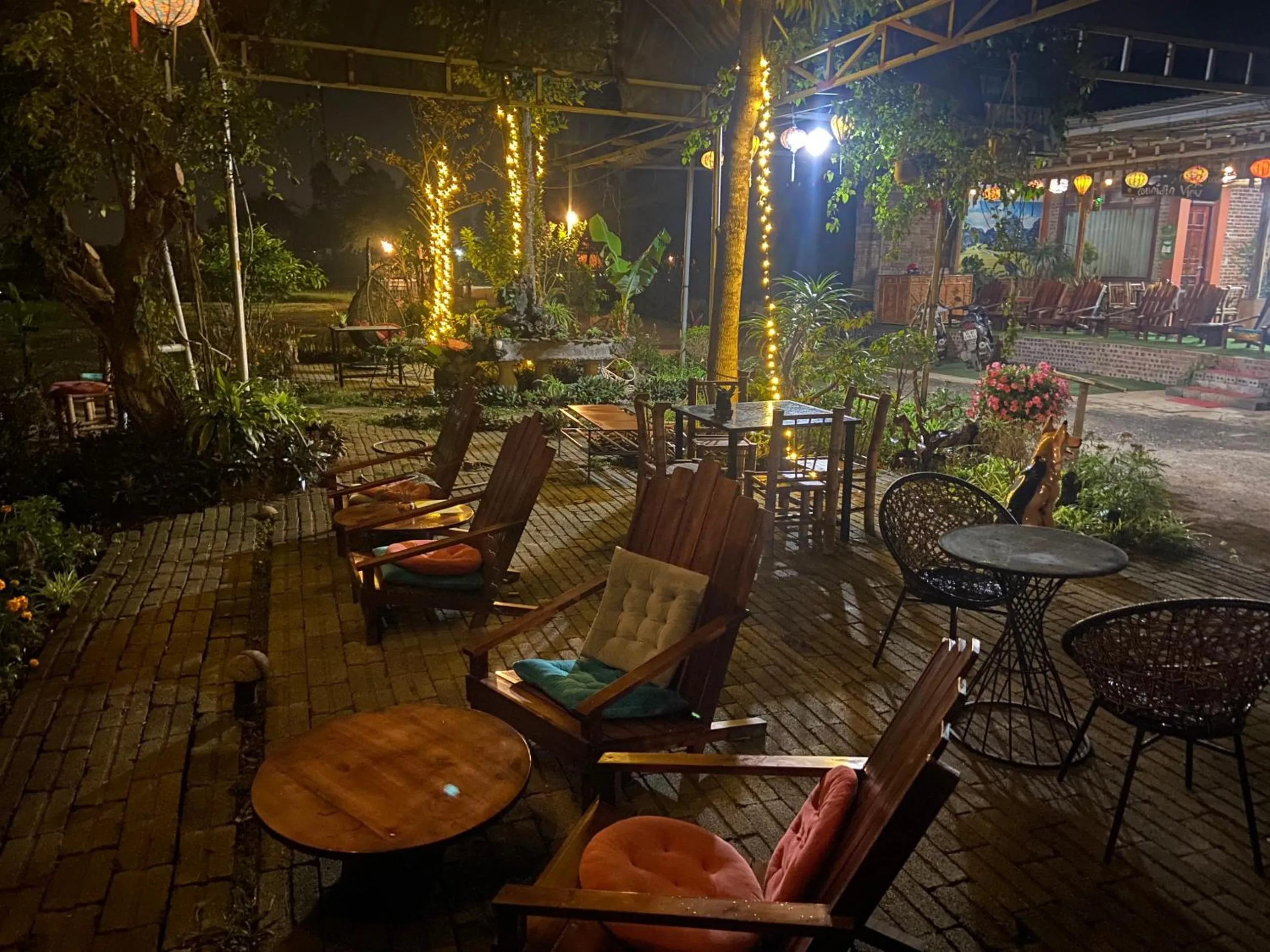 Restaurant/Places to Eat in Tam Coc Mountain View Homestay