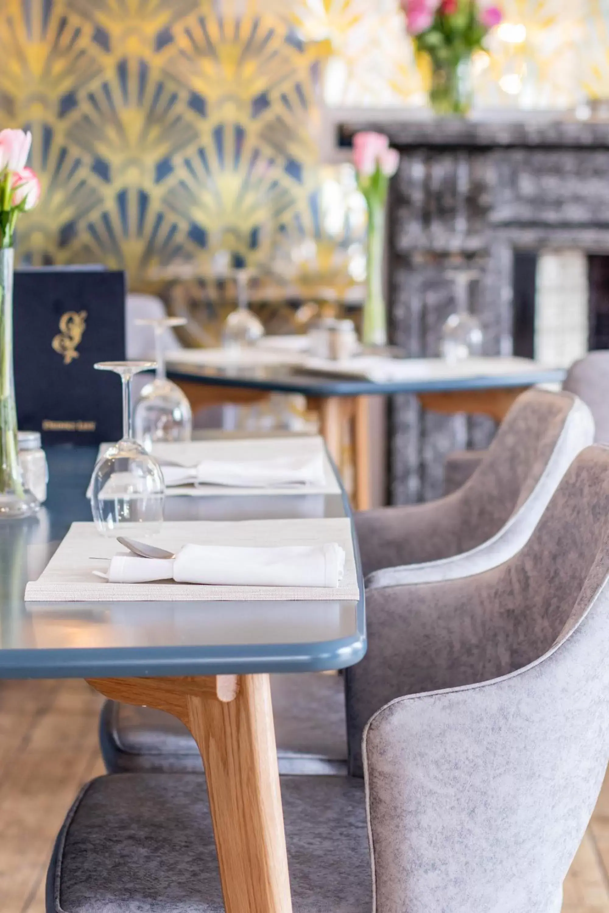 Restaurant/places to eat in The Jacobean Hotel