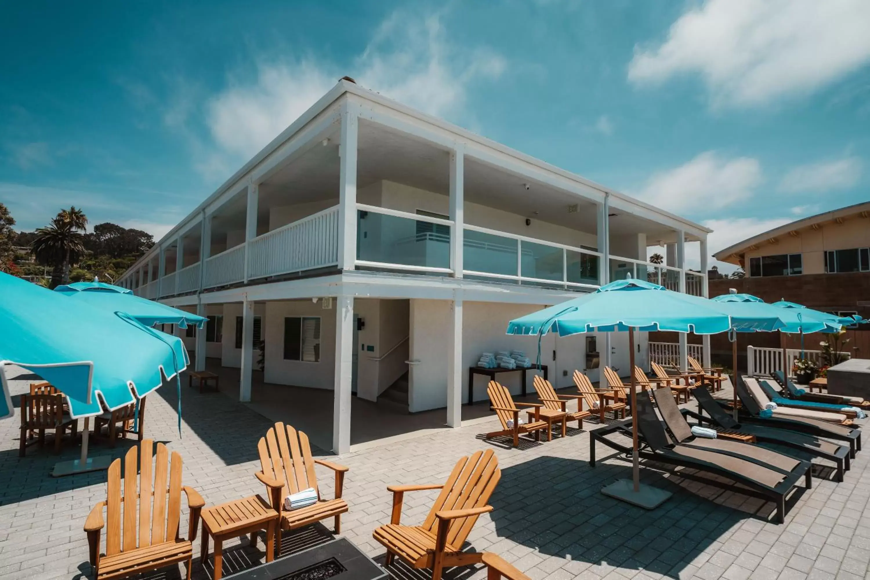 Patio in Del Mar Beach Hotel