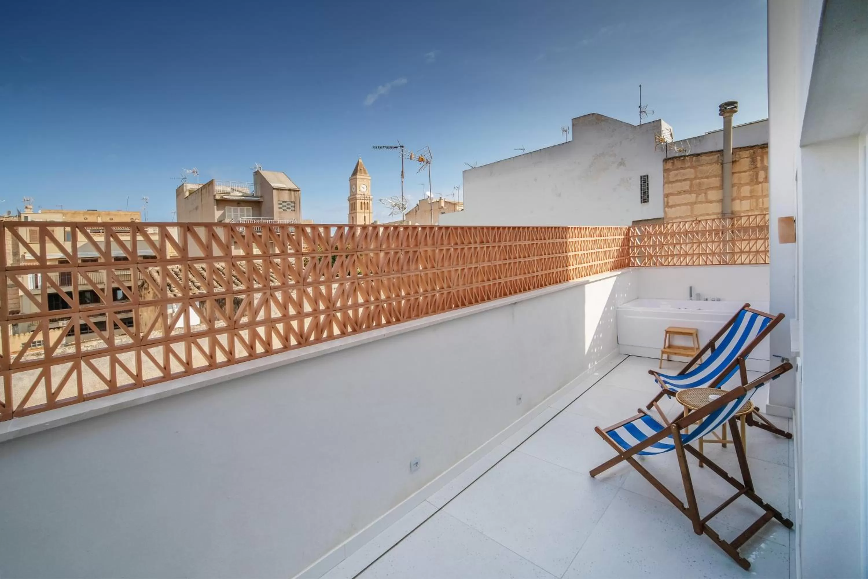 Balcony/Terrace in HOTEL BINI