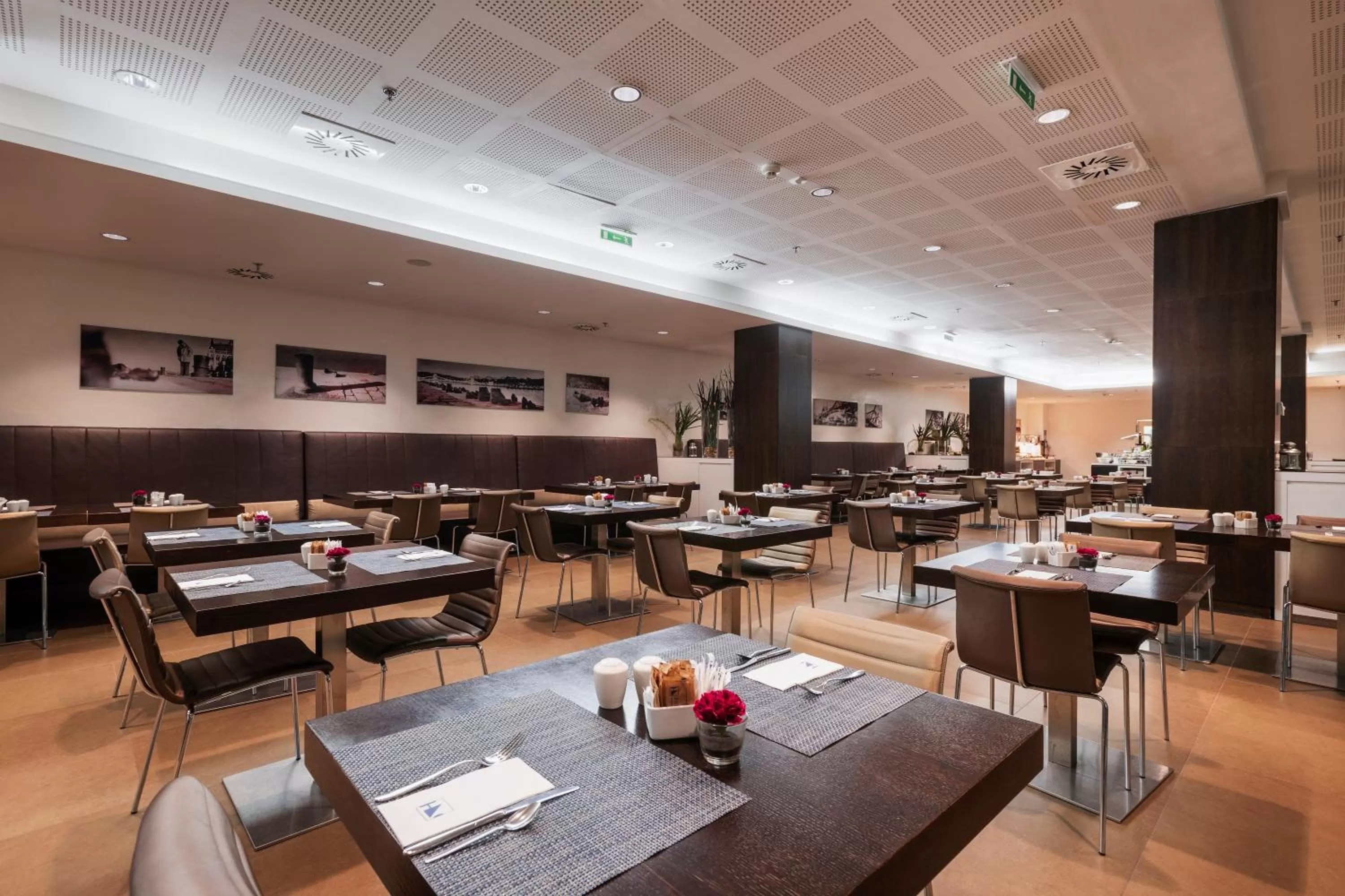 Restaurant/places to eat in Exe Budapest Center